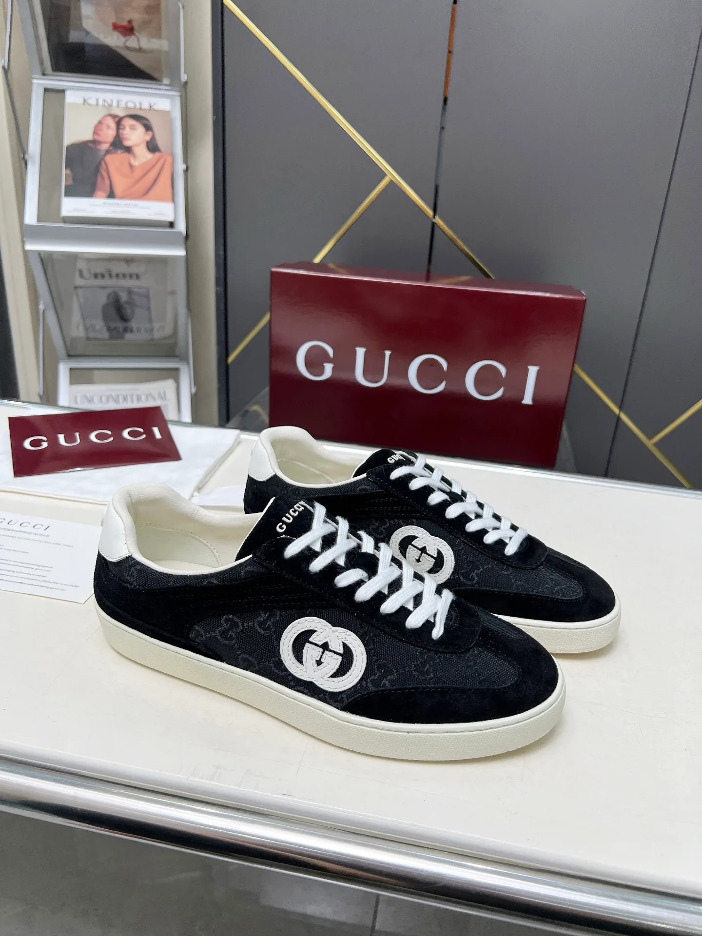 Кроссовки Женские Gucci 17620395