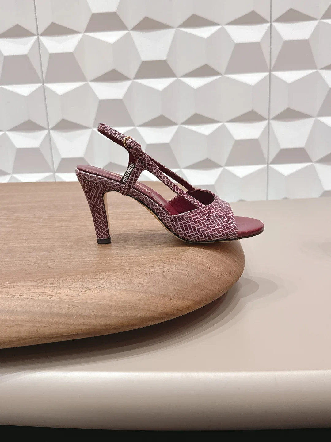 Босоножки Женские Miu Miu 11014328