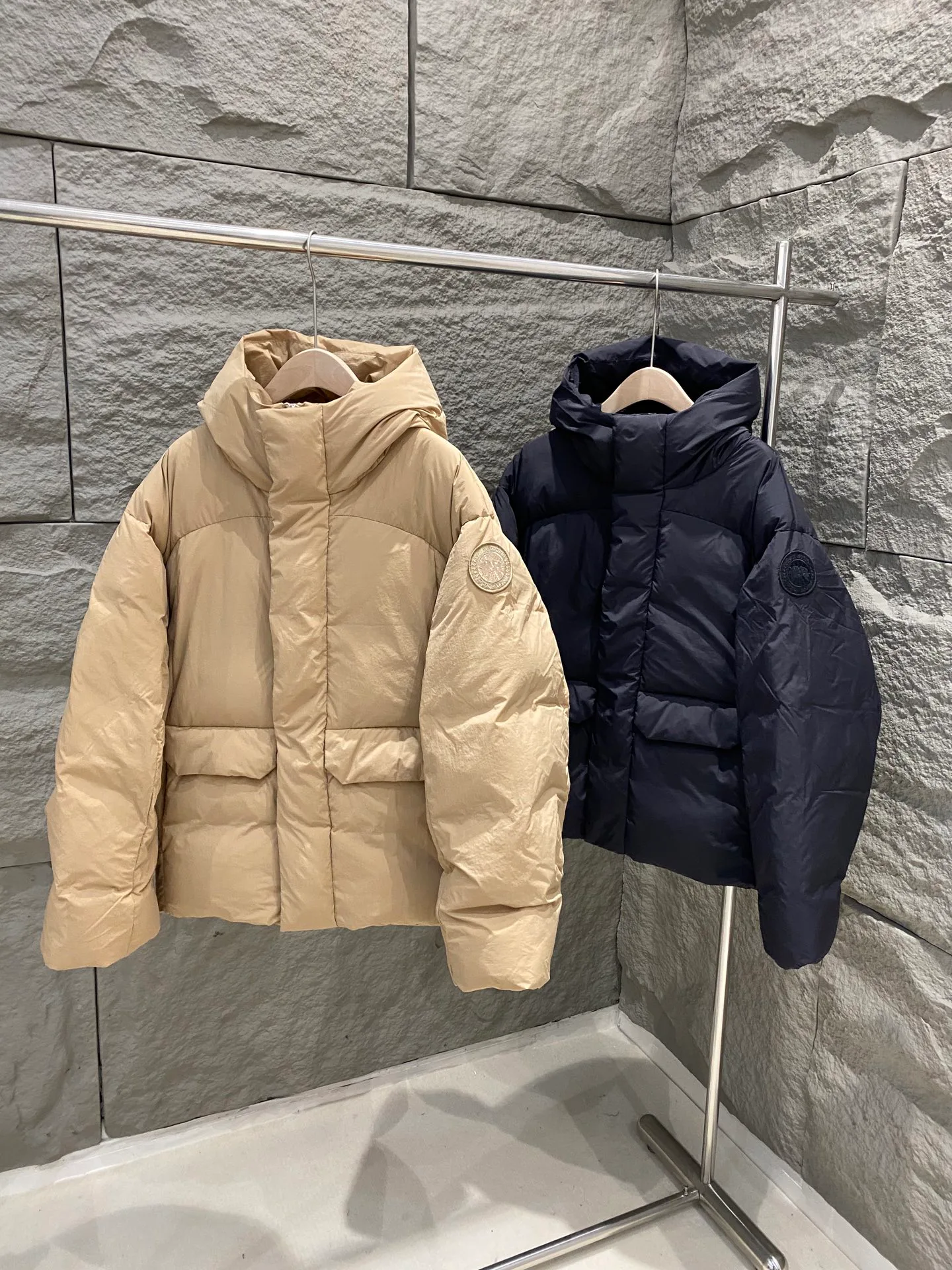 Куртки И Пуховики Женские Canada Goose 4721820