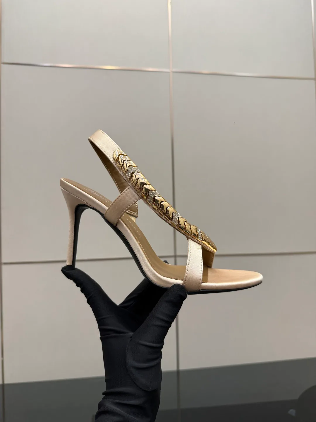 Босоножки Женские Giuseppe Zanotti 1091920