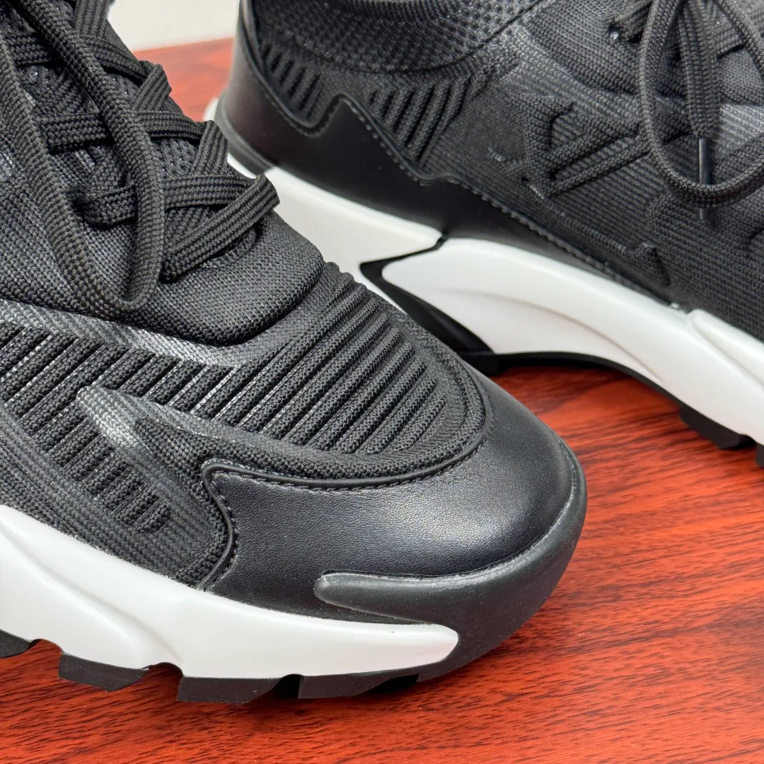 Кроссовки Мужские Louis Vuitton 4898728