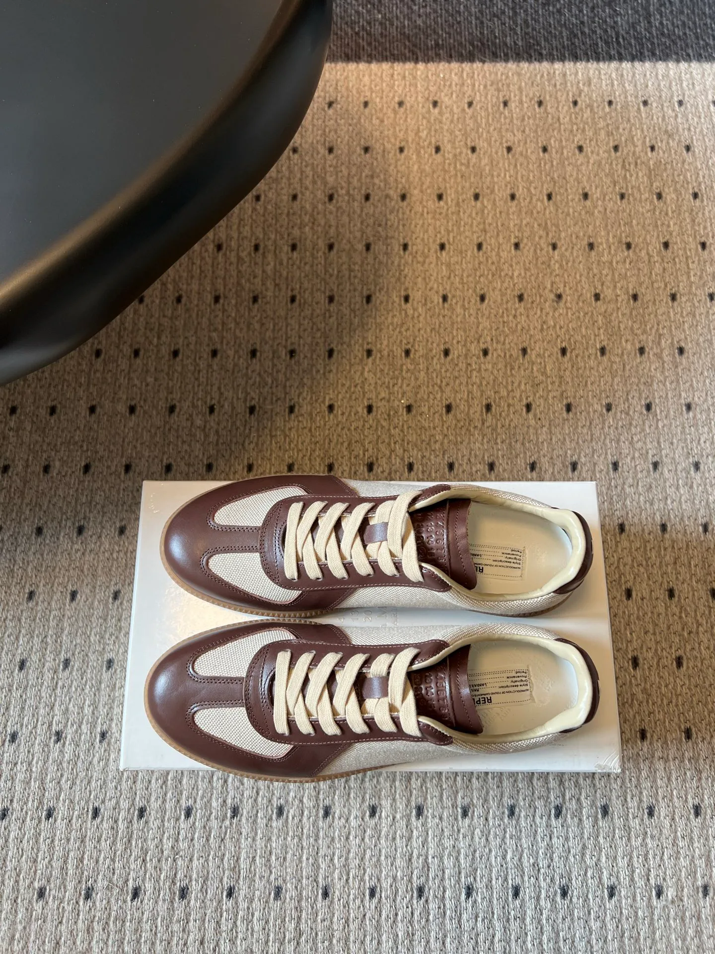 Кроссовки Женские Maison Margiela 17568932