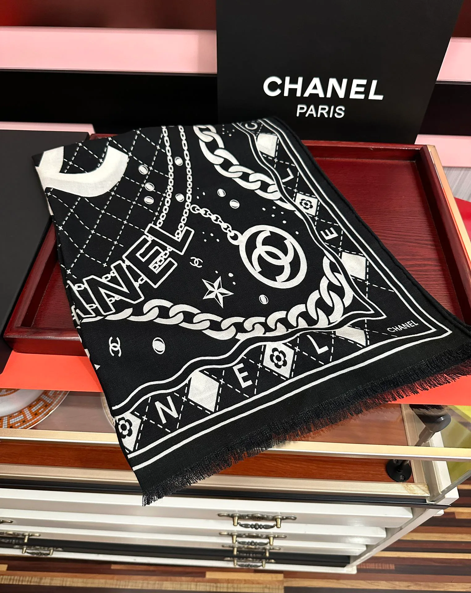 Шарфы Chanel 1490180