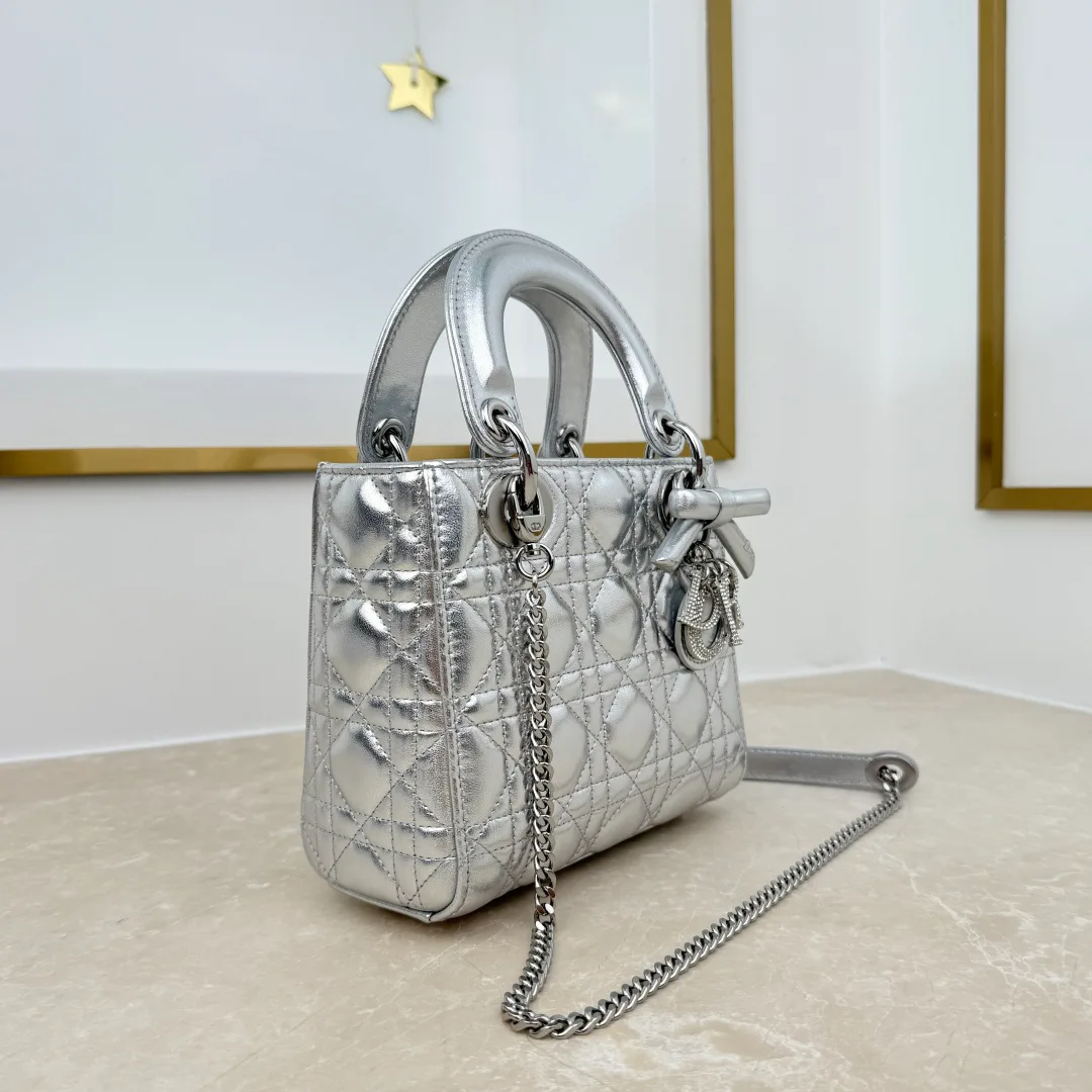 Классические Сумки Женские Christian Dior 18116223