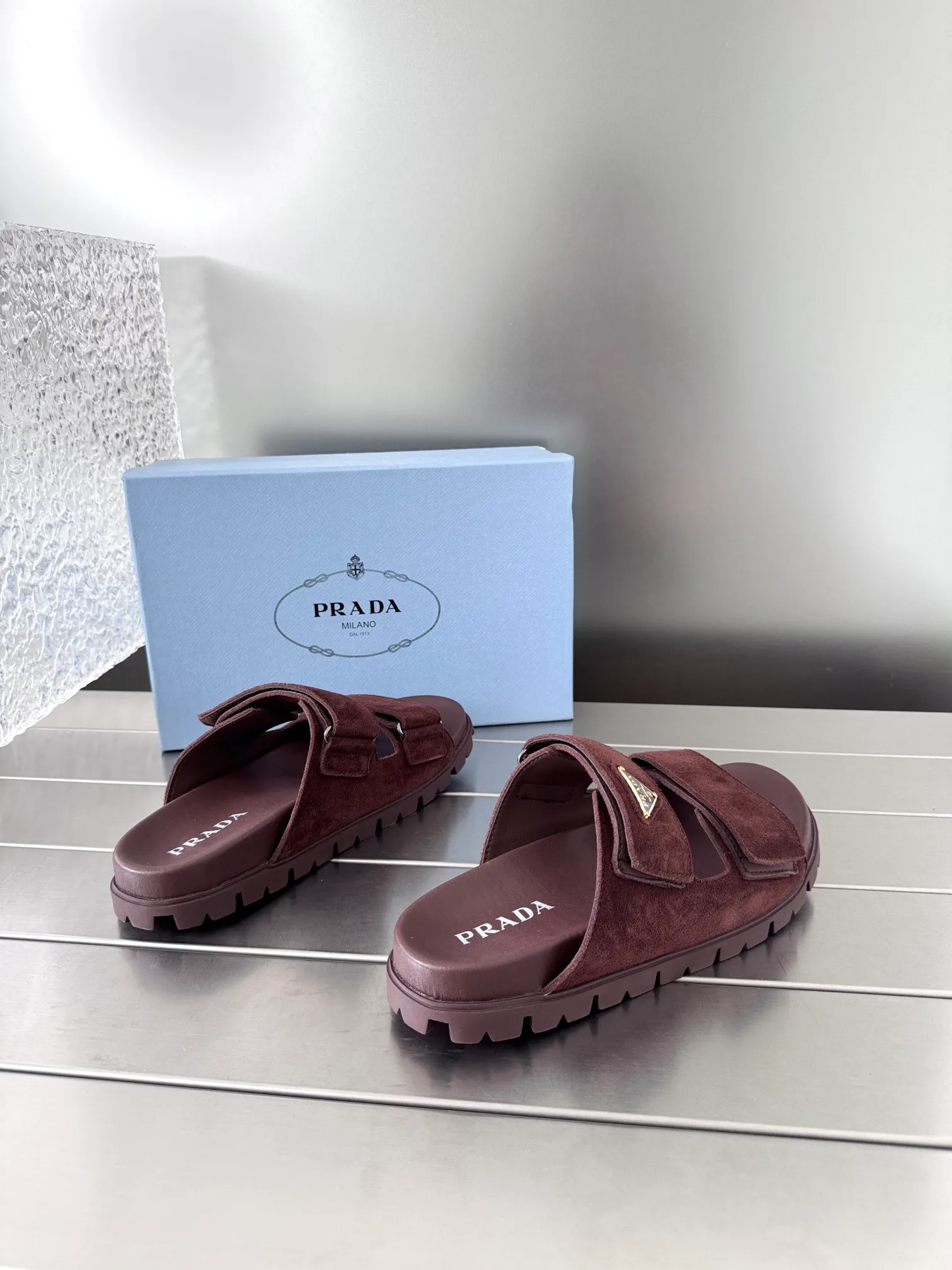 Босоножки Женские Prada 12245190