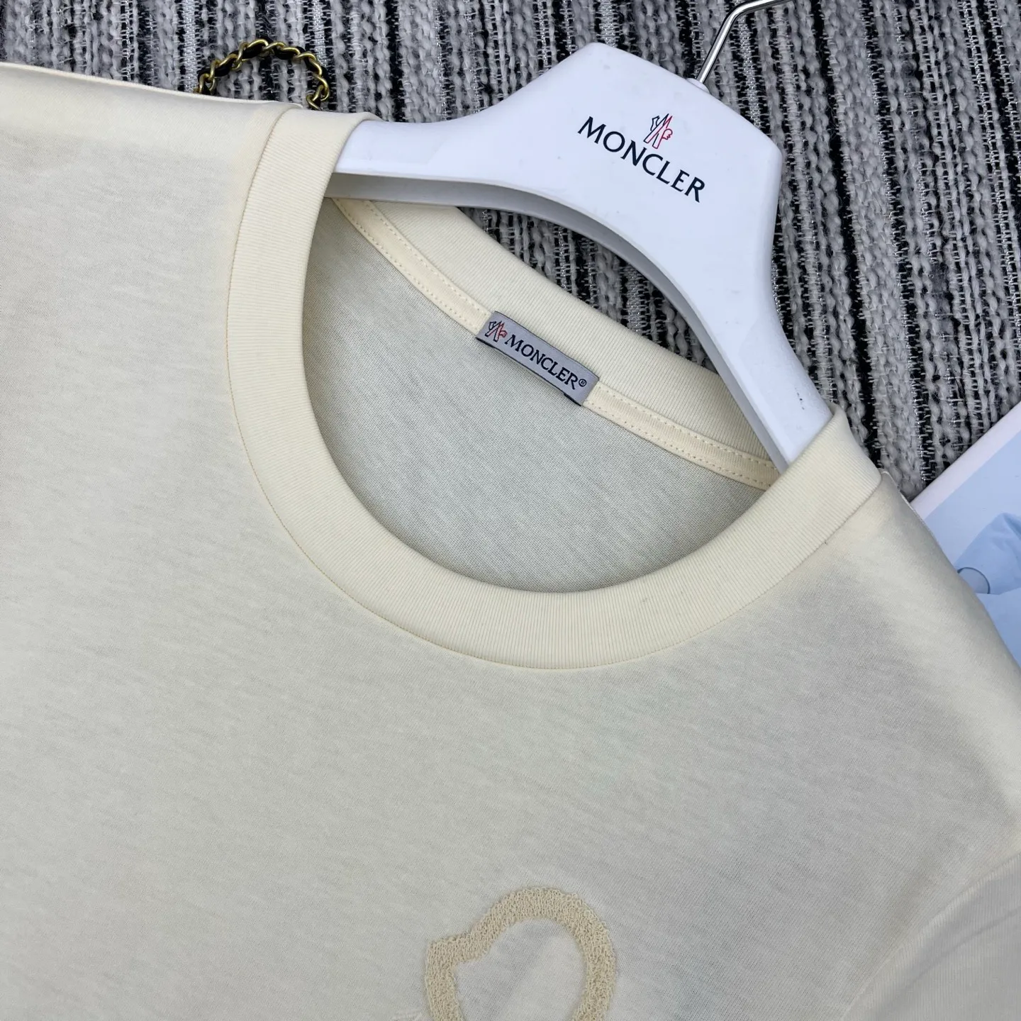 Футболки Женские Moncler 13346989