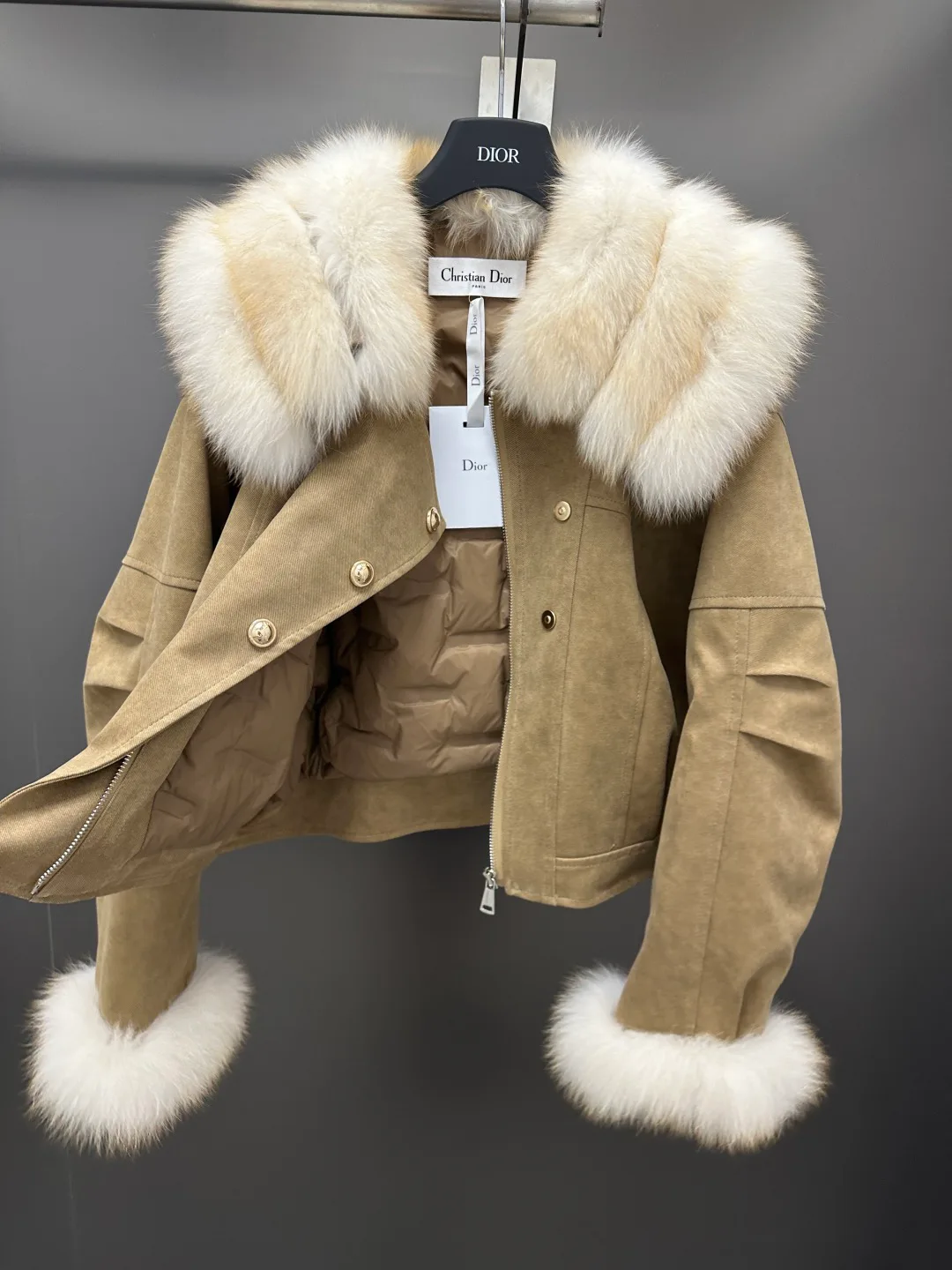 Куртки И Пуховики Женские Christian Dior 18702431