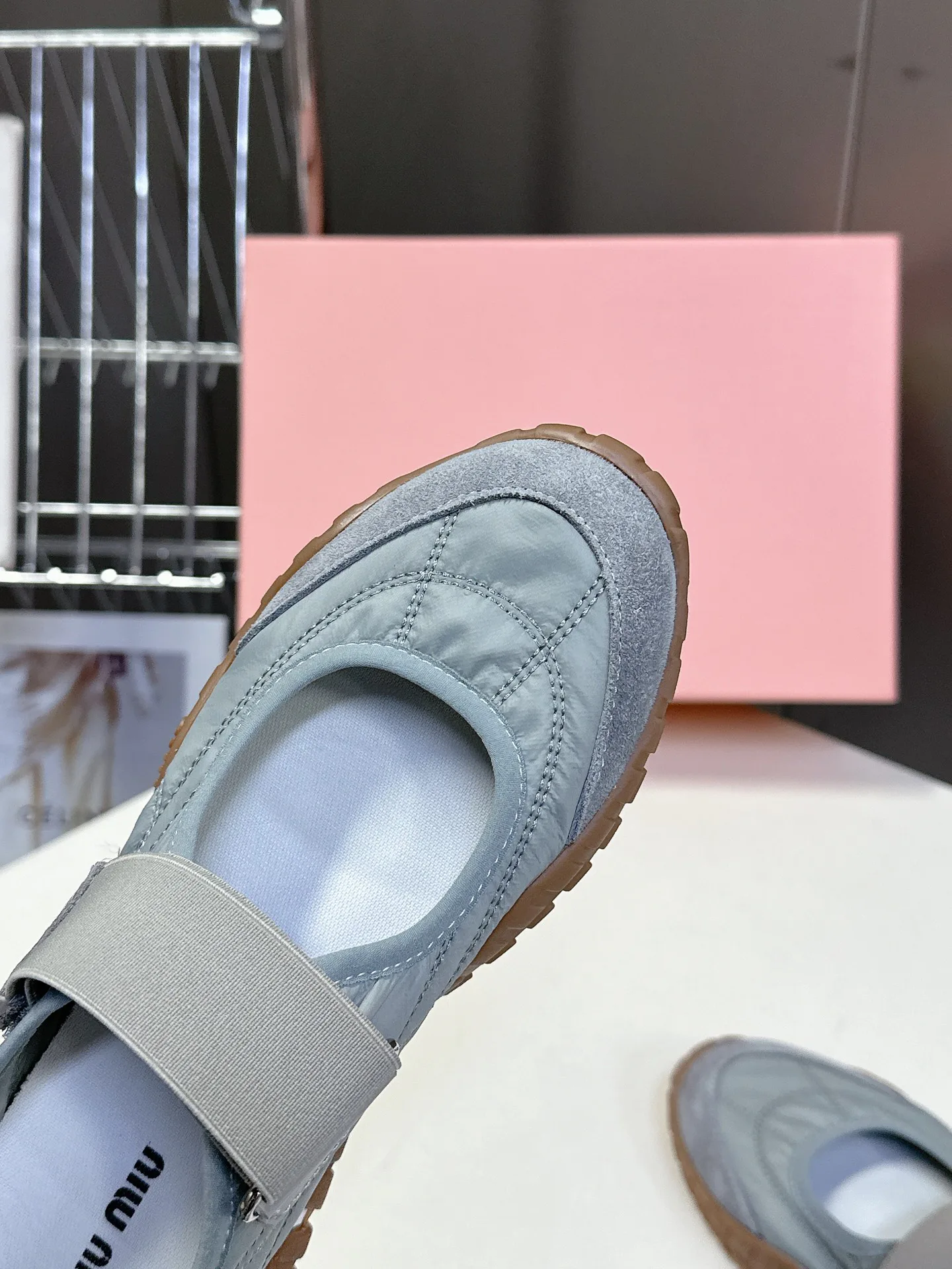 Кроссовки Женские Miu Miu 68409