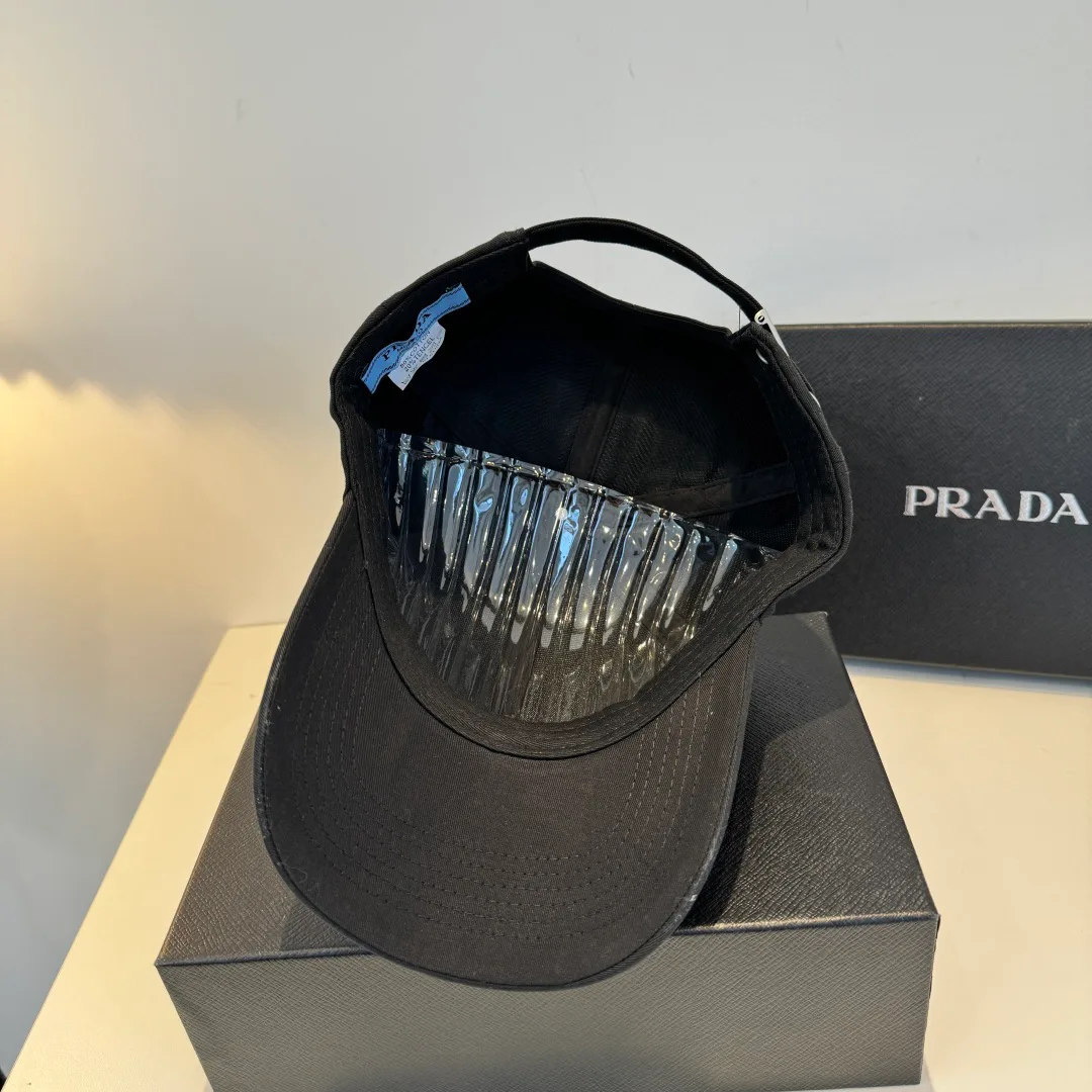 Головные Уборы Prada 12661980