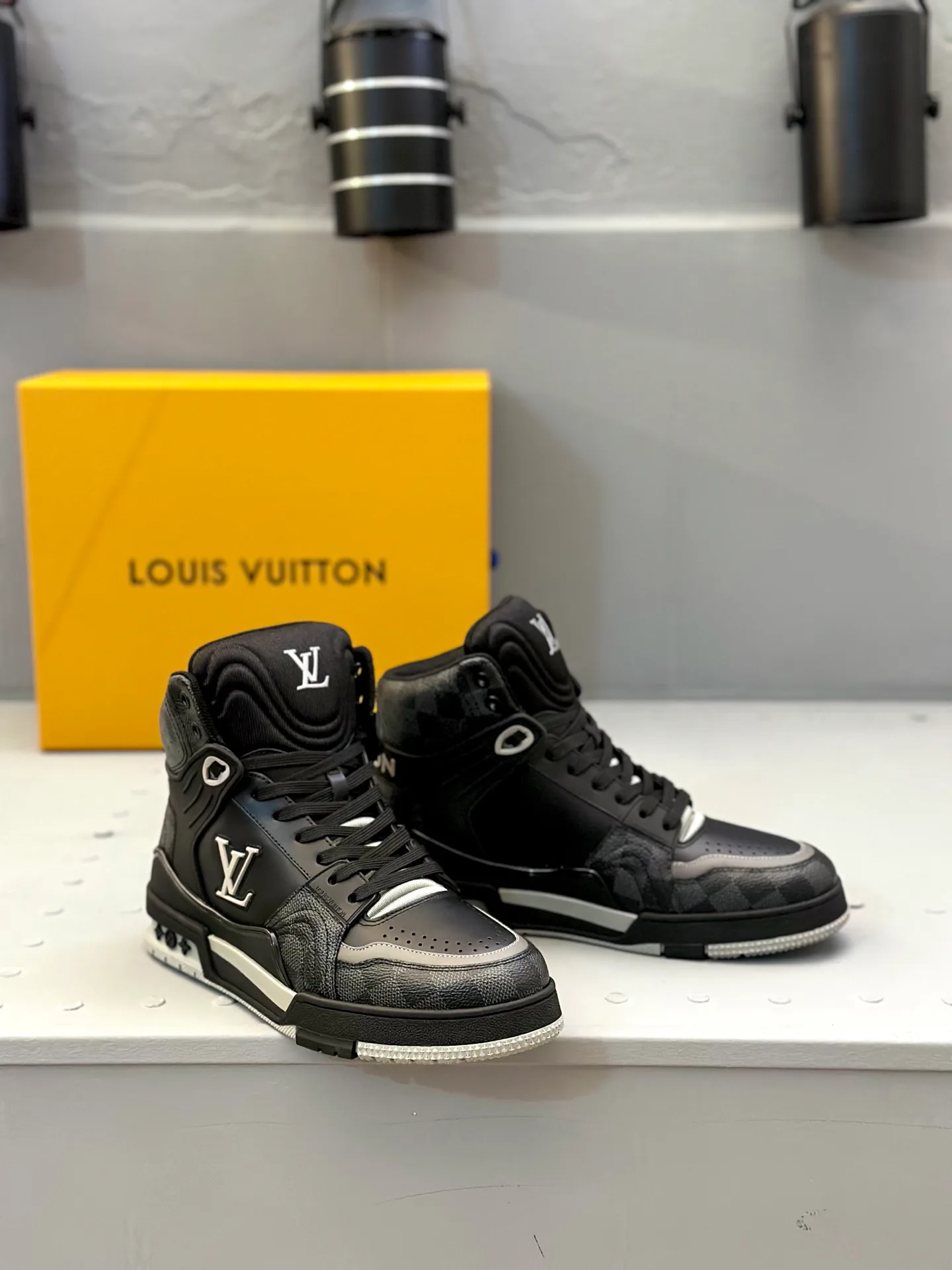 Кроссовки Мужские Louis Vuitton 930651