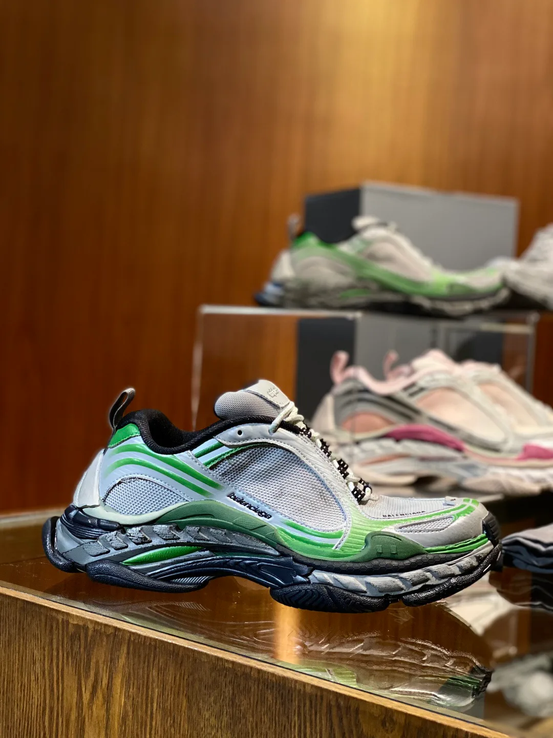 Кроссовки Женские Balenciaga 16935007