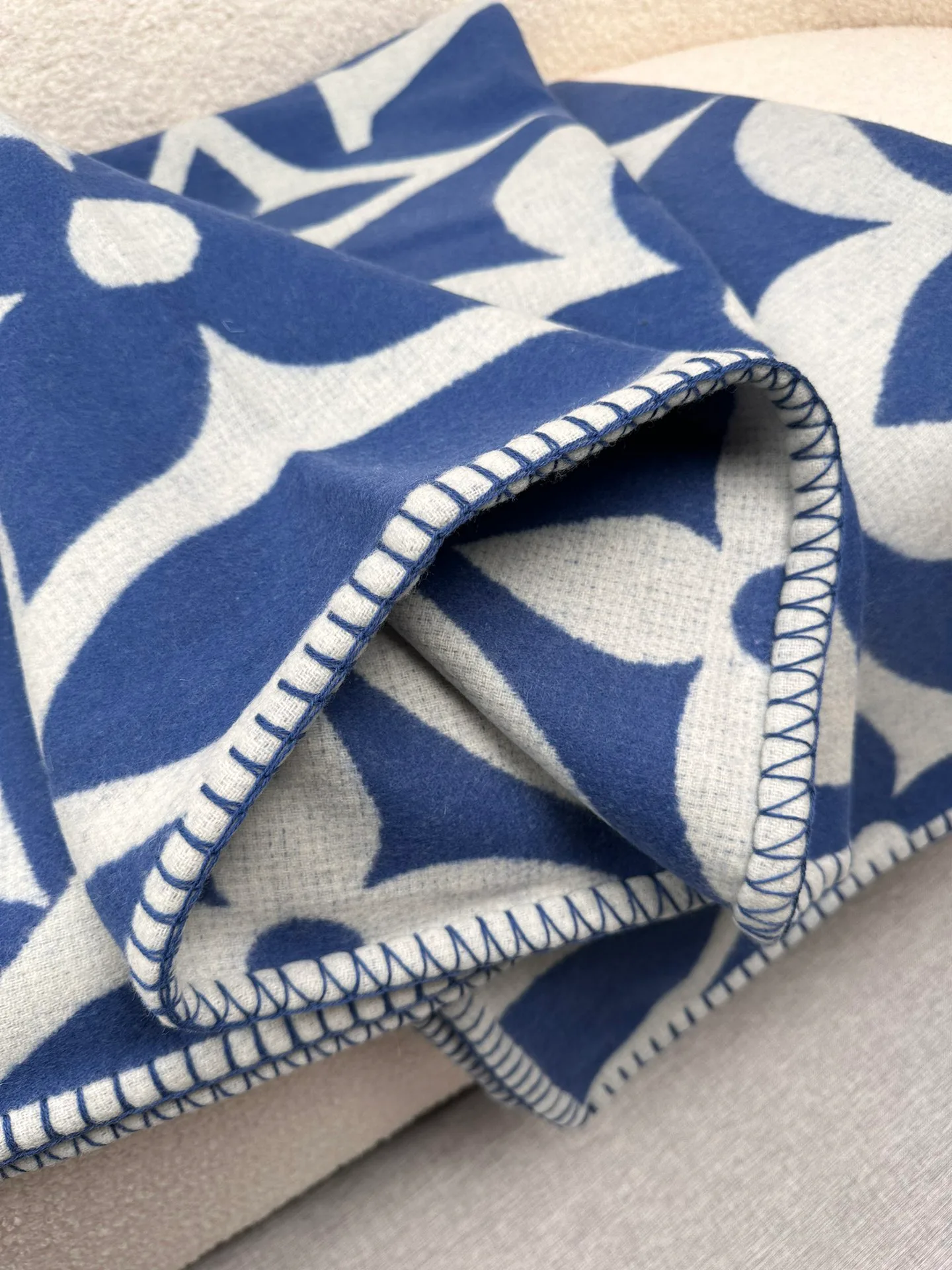 Текстиль Louis Vuitton 11565614