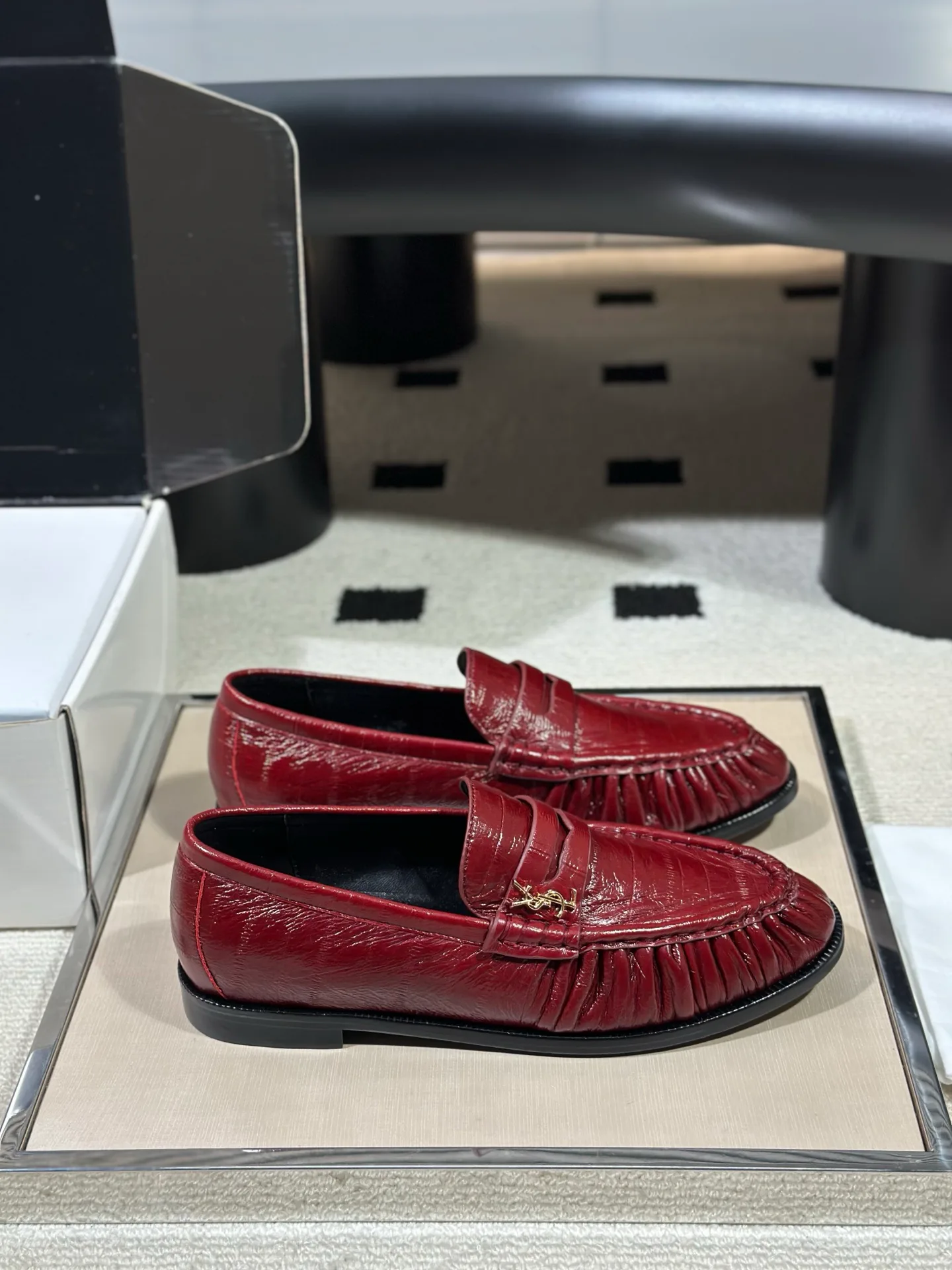 Лоферы И Мокасины Женские Saint Laurent 18041771