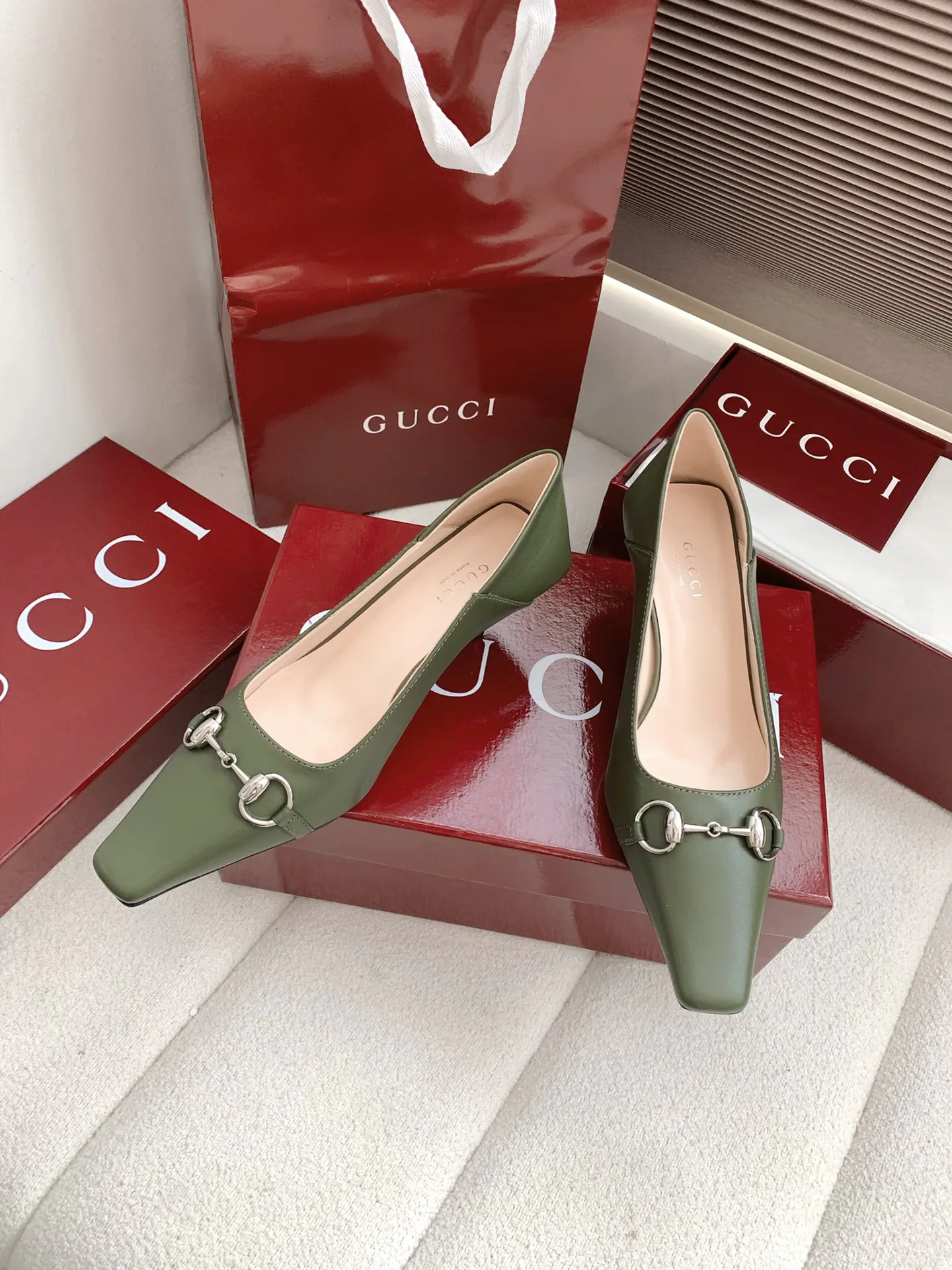 Туфли Женские Gucci 12699586