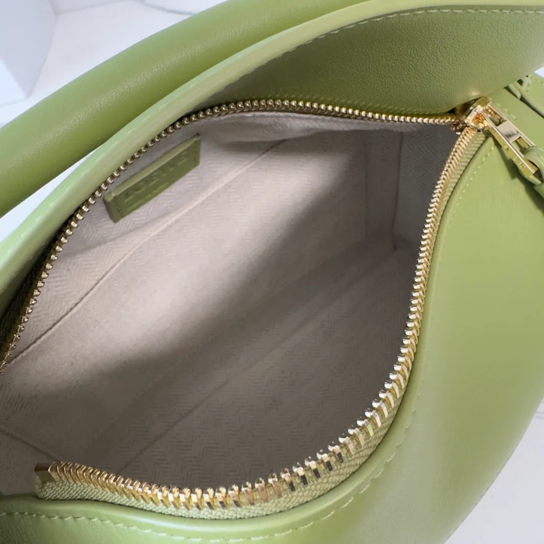 Классические Сумки Женские Loewe 11674673