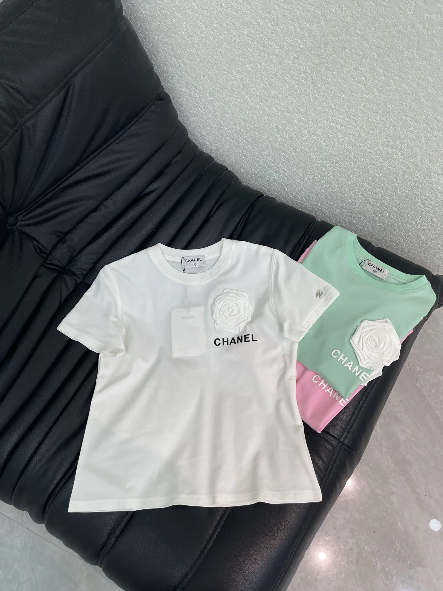 Футболки Женские Chanel 14351393