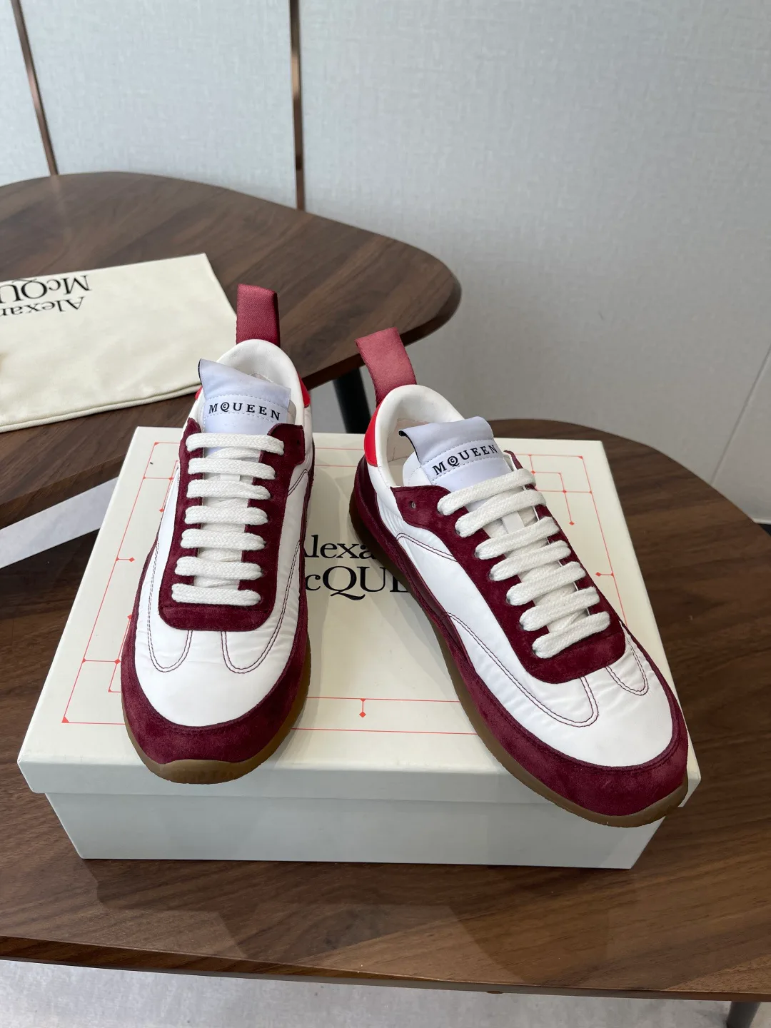 Кроссовки Женские Alexander Mcqueen 879287