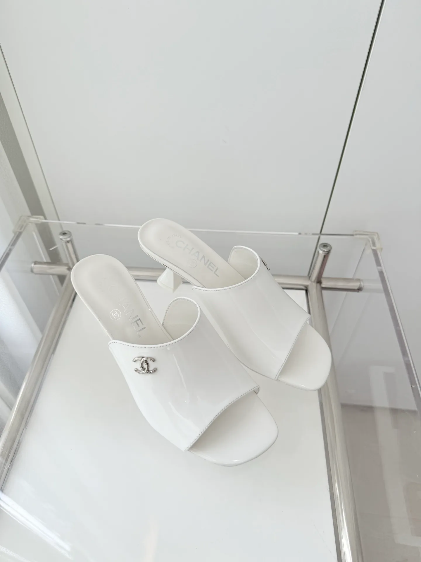 Босоножки Женские Chanel 11403193