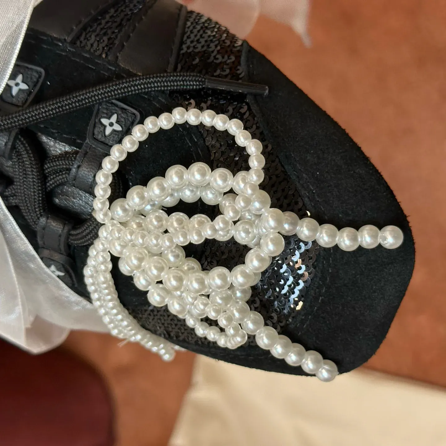 Кроссовки Женские Louis Vuitton 76268