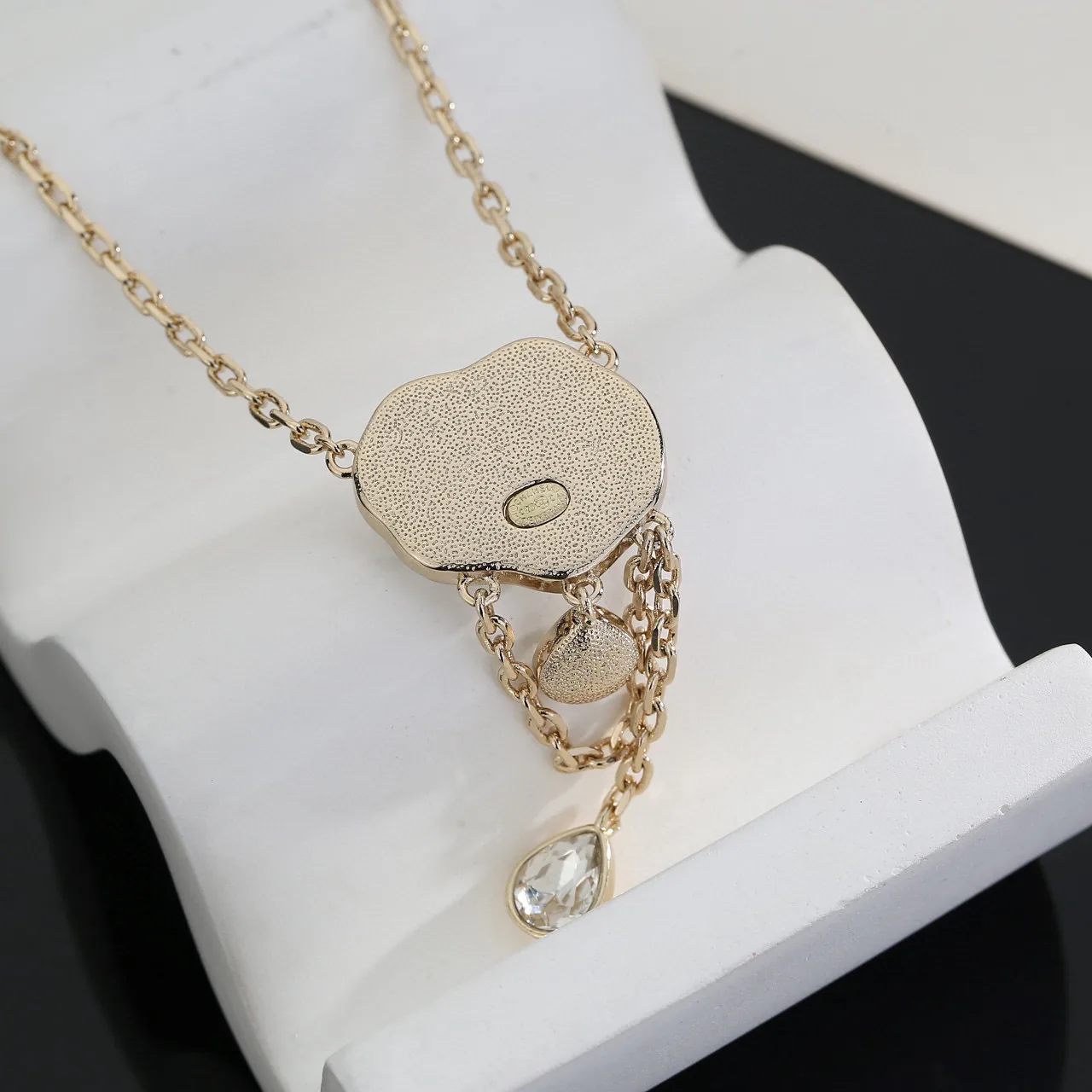 Бижутерия Chanel 11425540