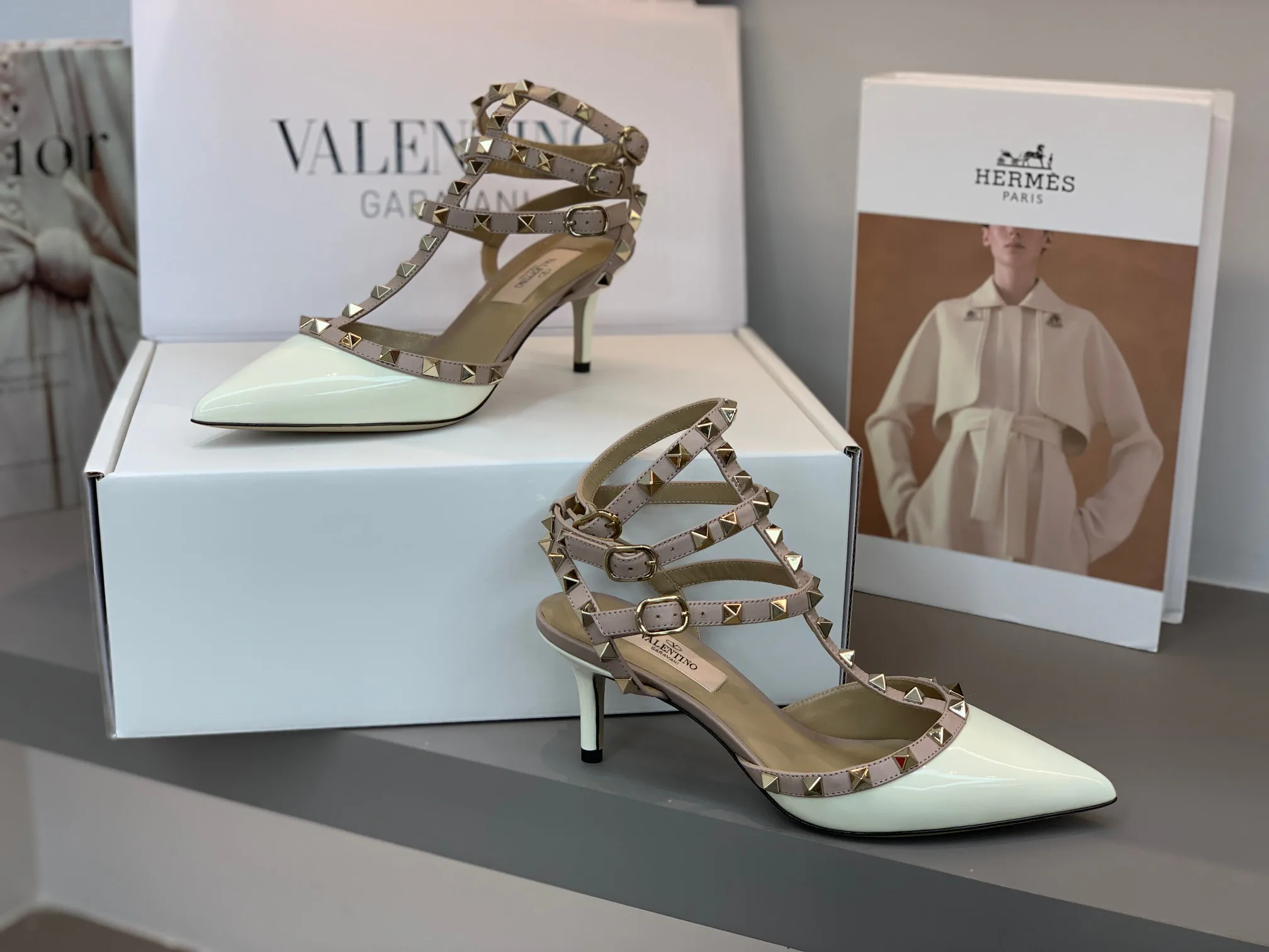 Босоножки Женские Valentino 11323098