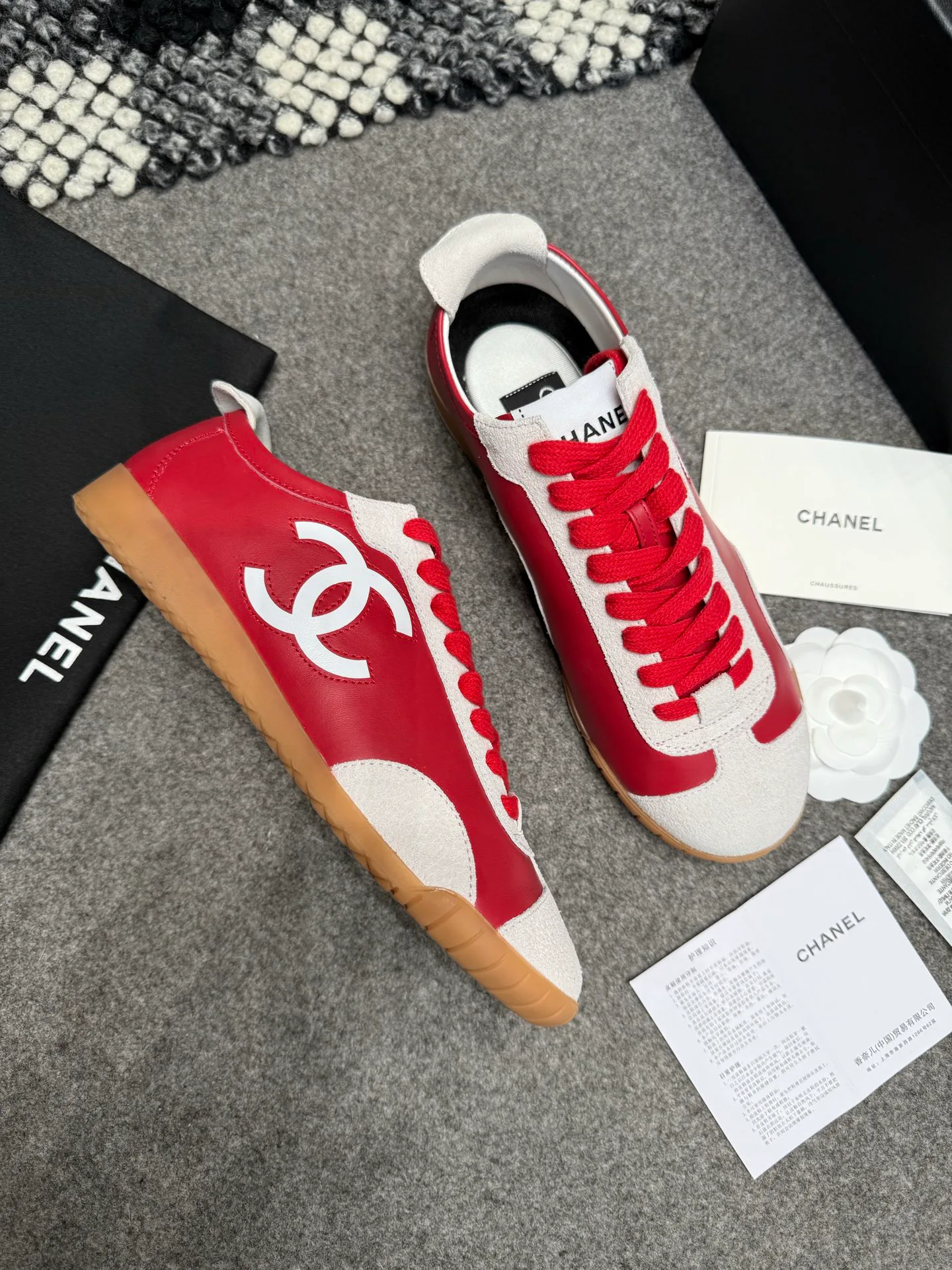 Кроссовки Женские Chanel 11025652