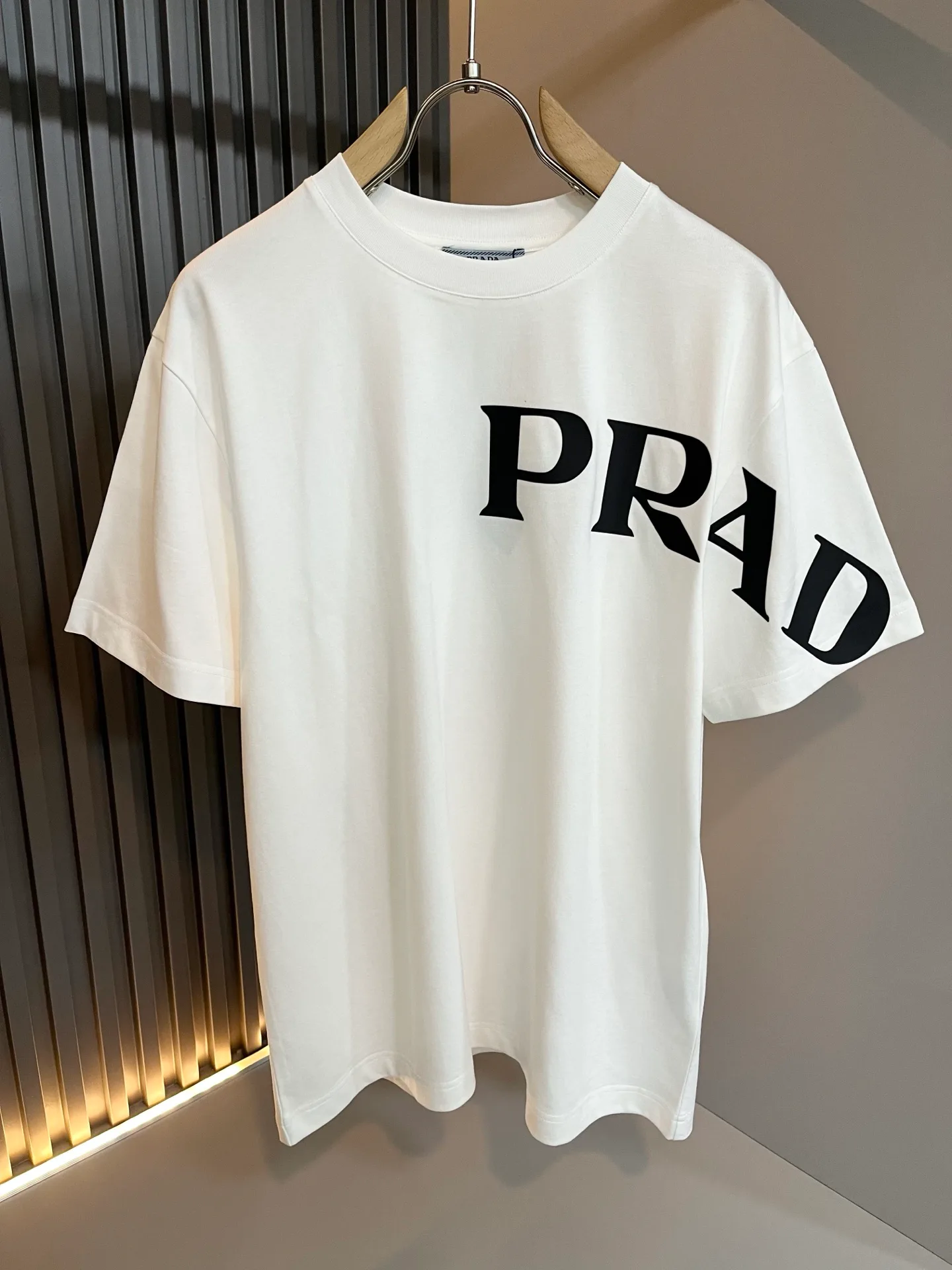 Футболки Женские Prada 11361203