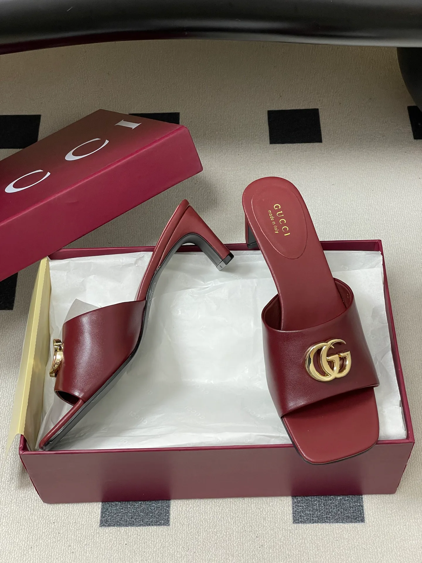 Босоножки Женские Gucci 10395325