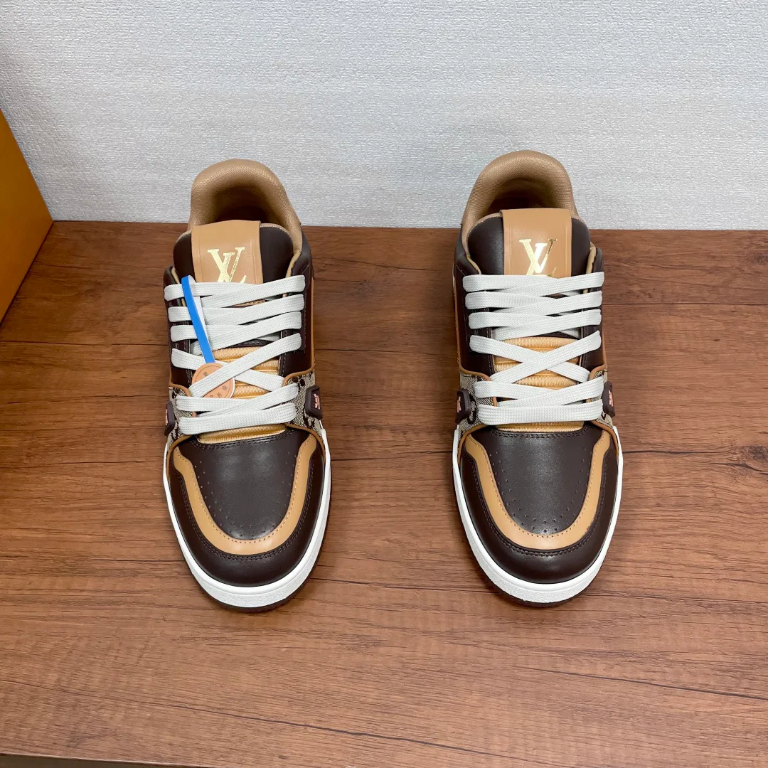 Кроссовки Мужские Louis Vuitton 11877589