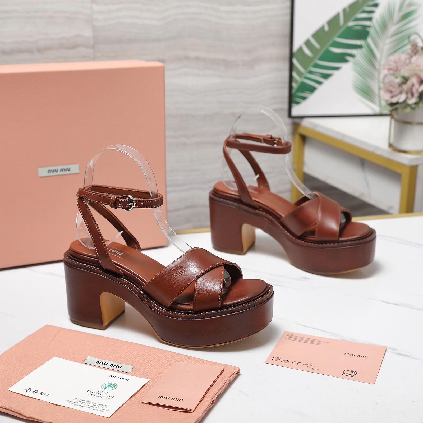 Босоножки Женские Miu Miu 11416333
