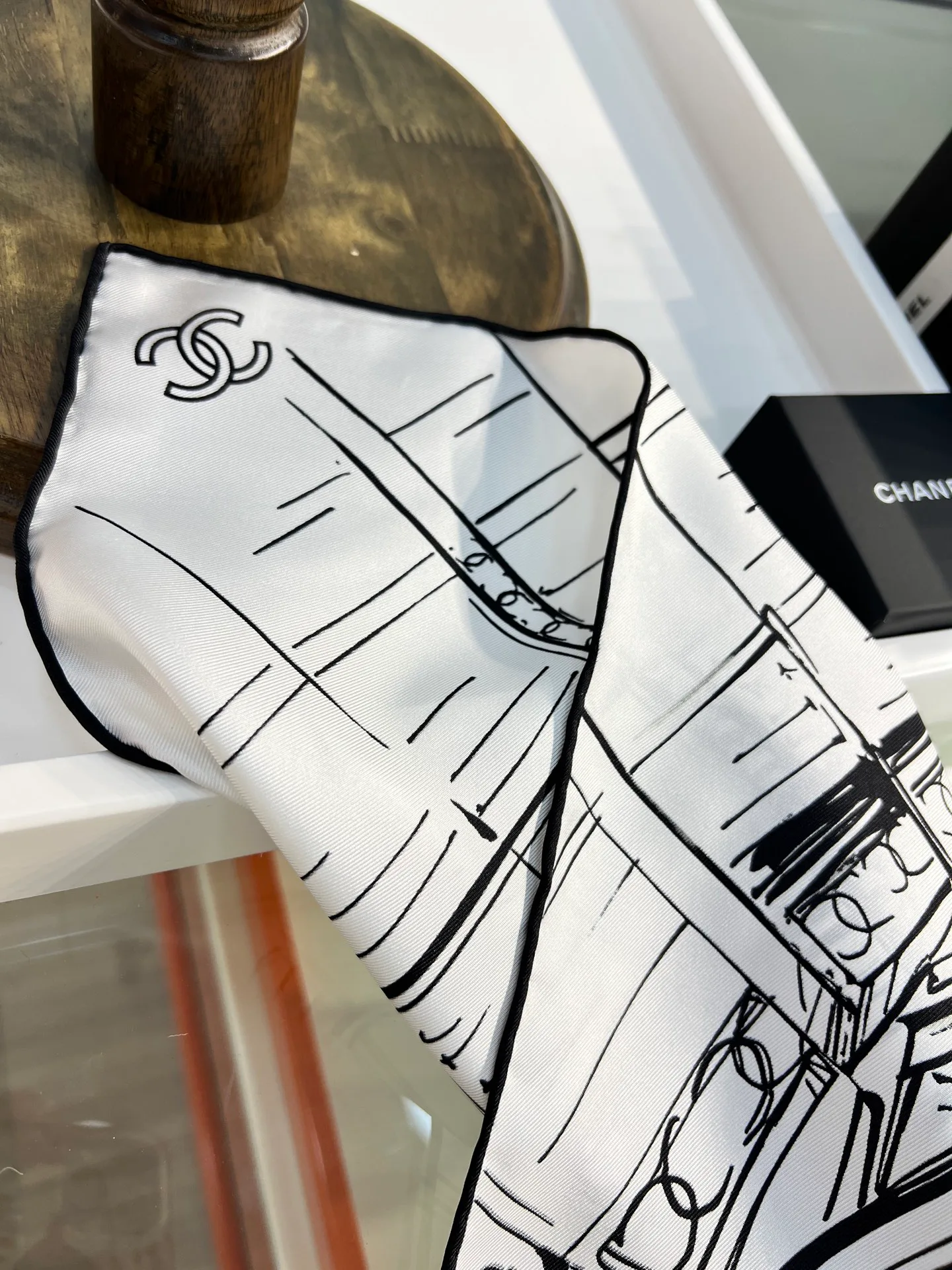 Платки Chanel 13147138