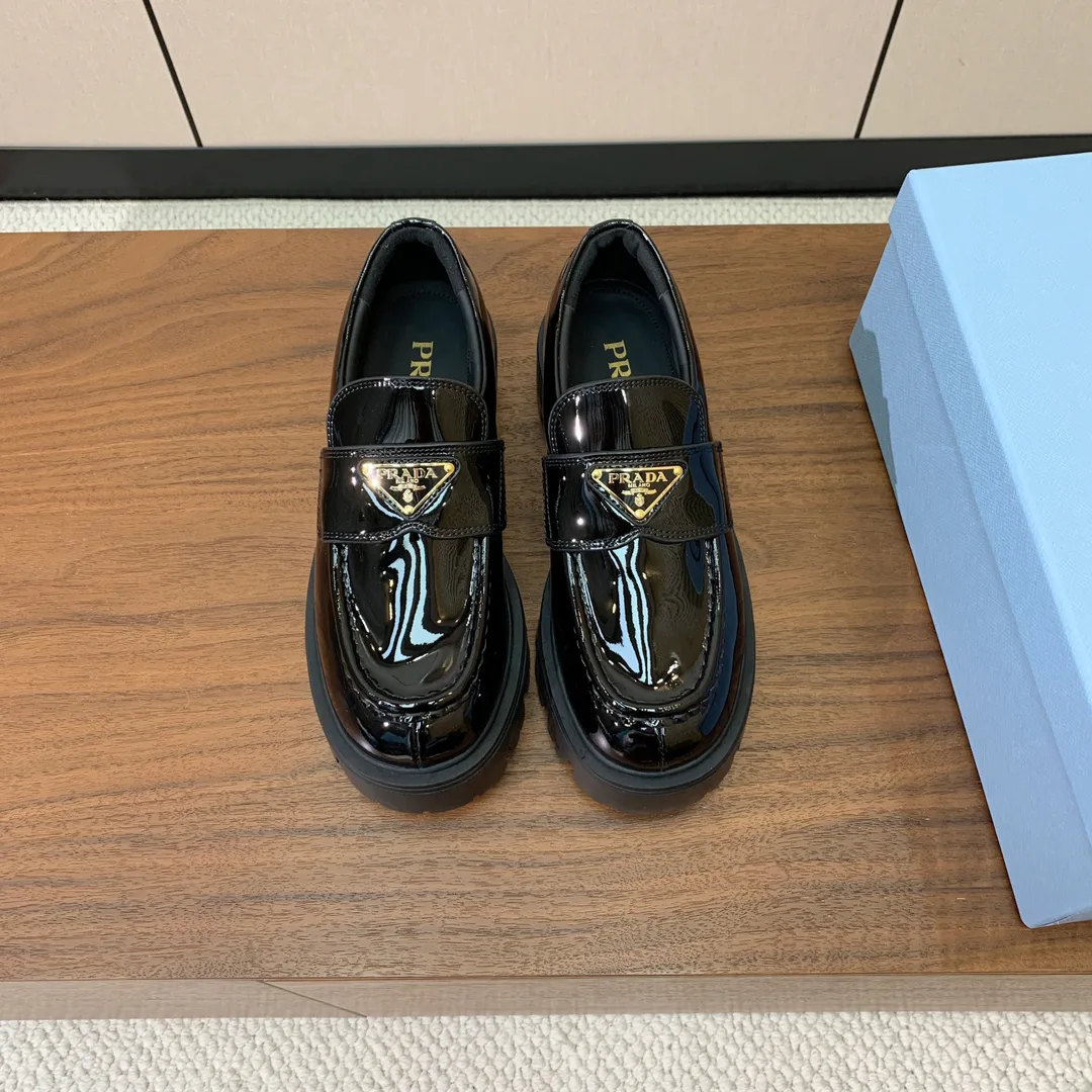 Лоферы Женские Prada 547767