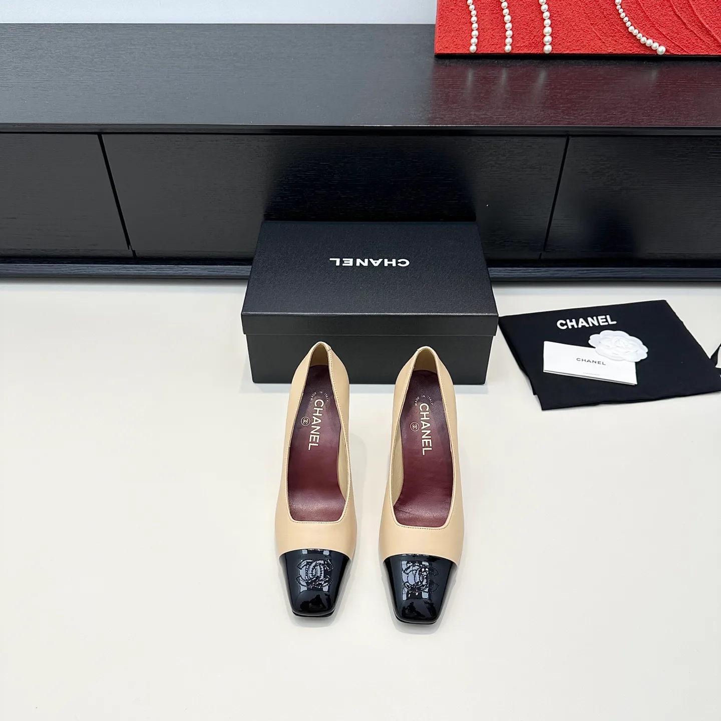 Туфли Женские Chanel 18676613