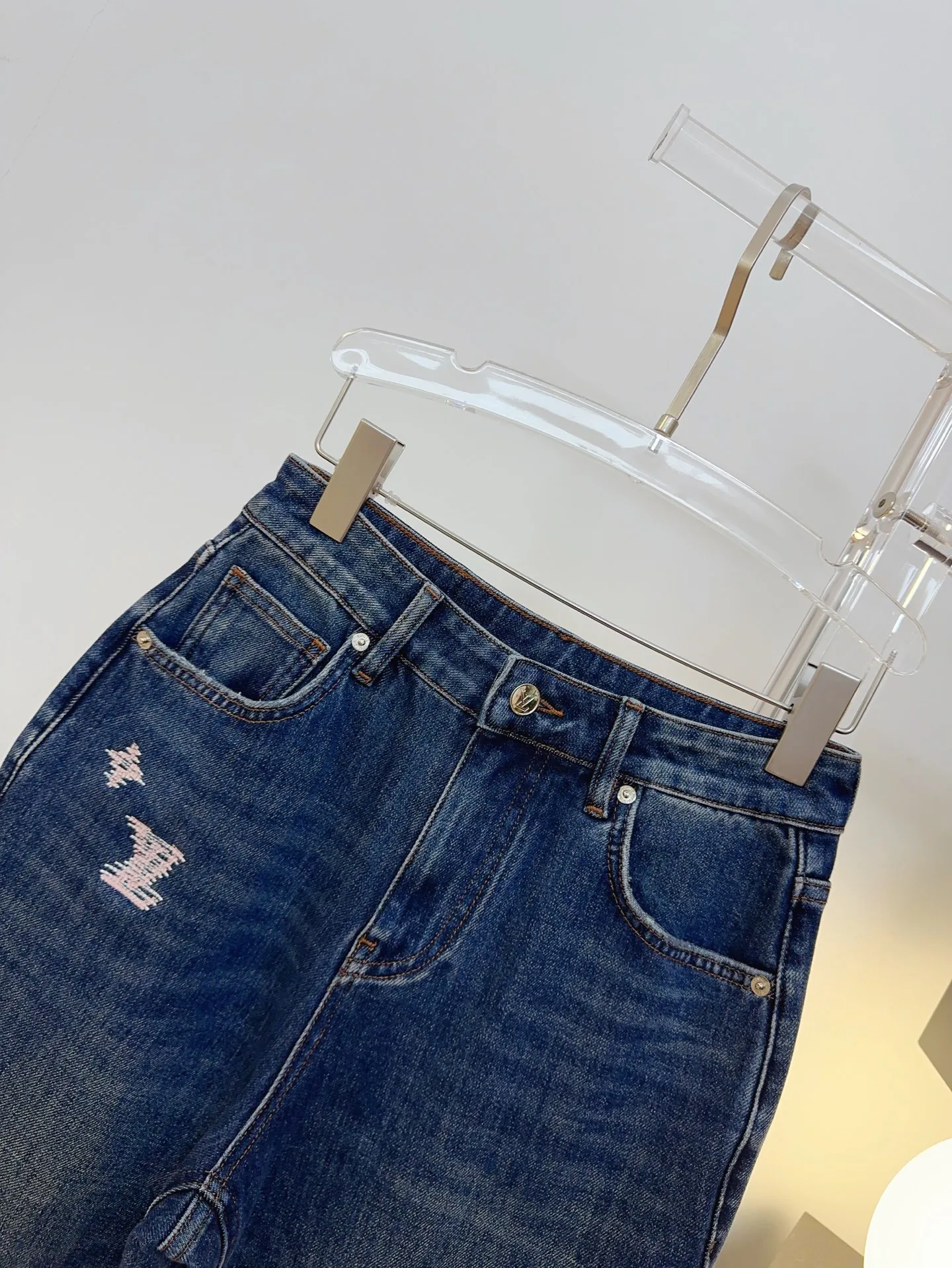 Джинсы Женские Louis Vuitton 19000981