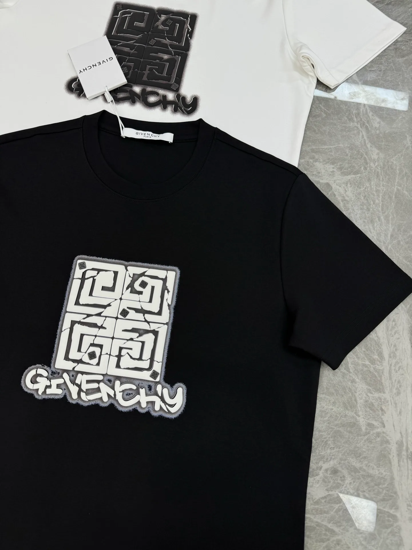 Футболки Женские Givenchy 1234789