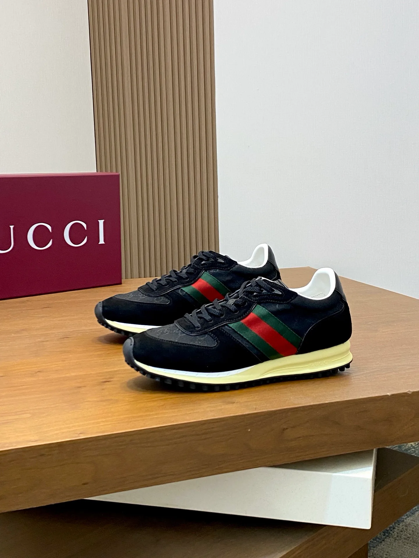 Кроссовки Мужские Gucci 13182414