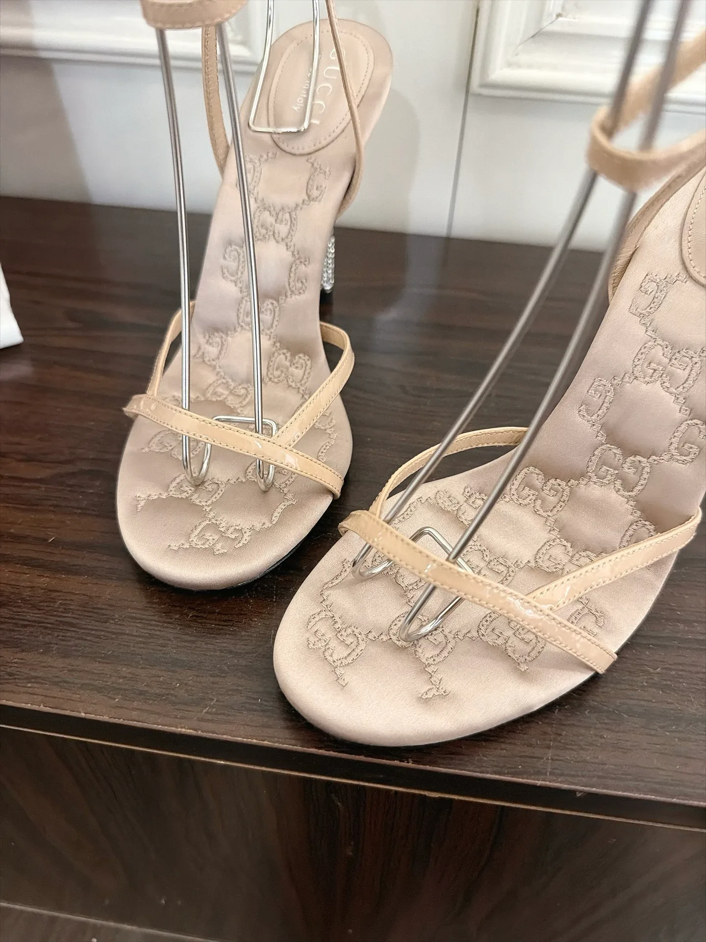 Босоножки Женские Gucci 19314659