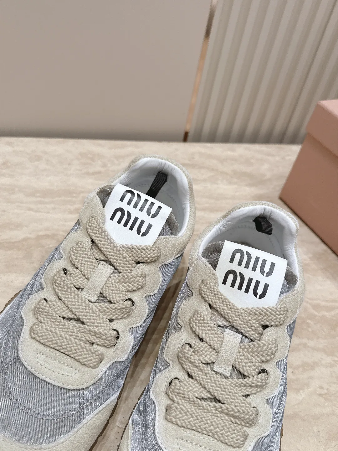 Кроссовки Женские Miu Miu 18025620