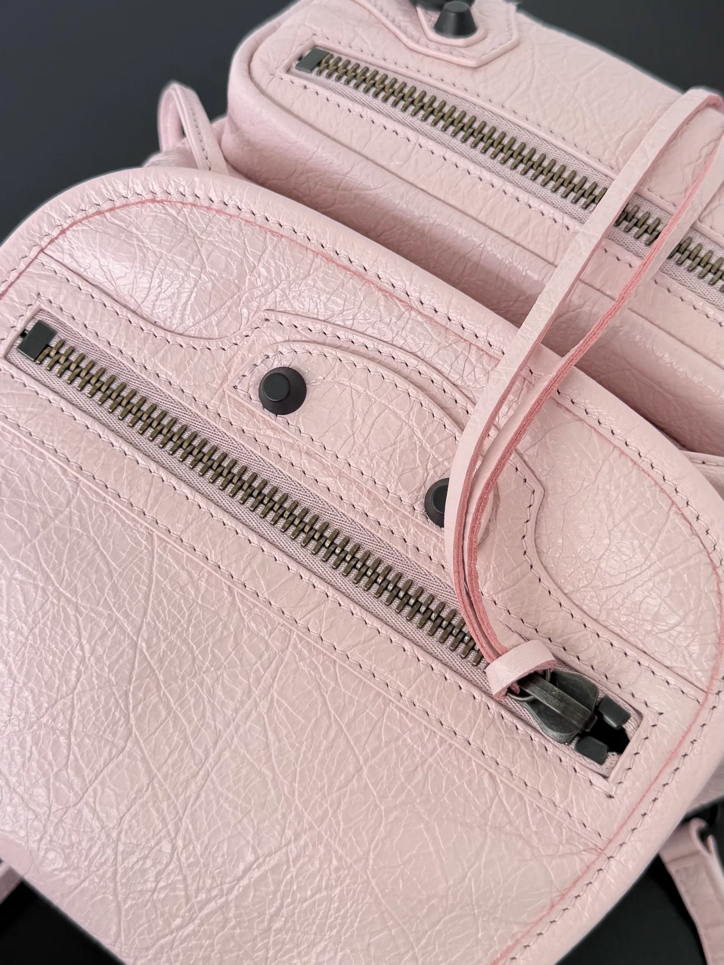 Рюкзаки Женские Balenciaga 18136545