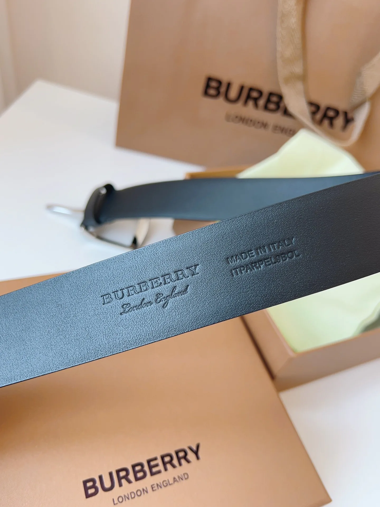 Ремни Burberry 11648713