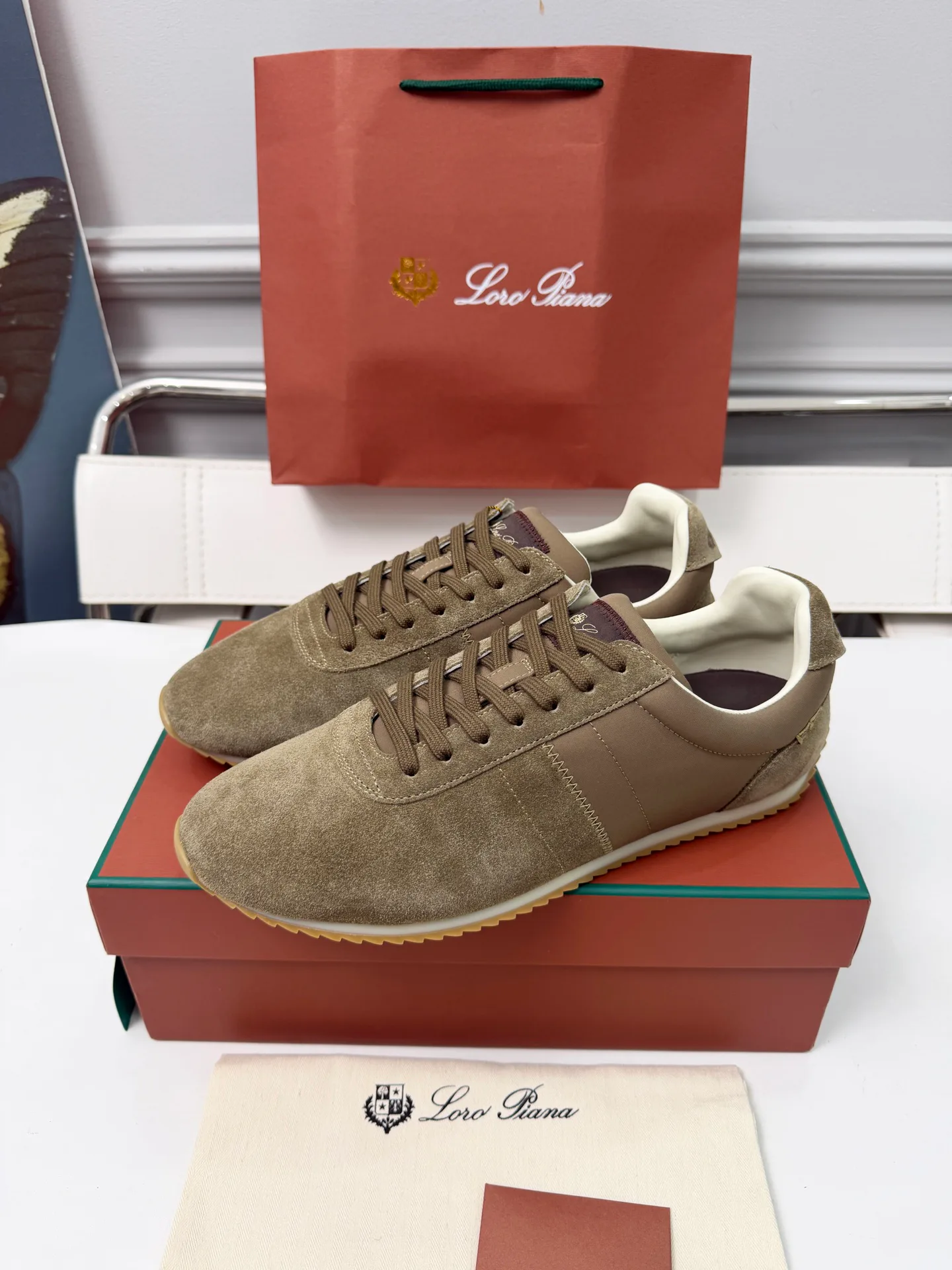 Кроссовки Женские Loro Piana 17467092