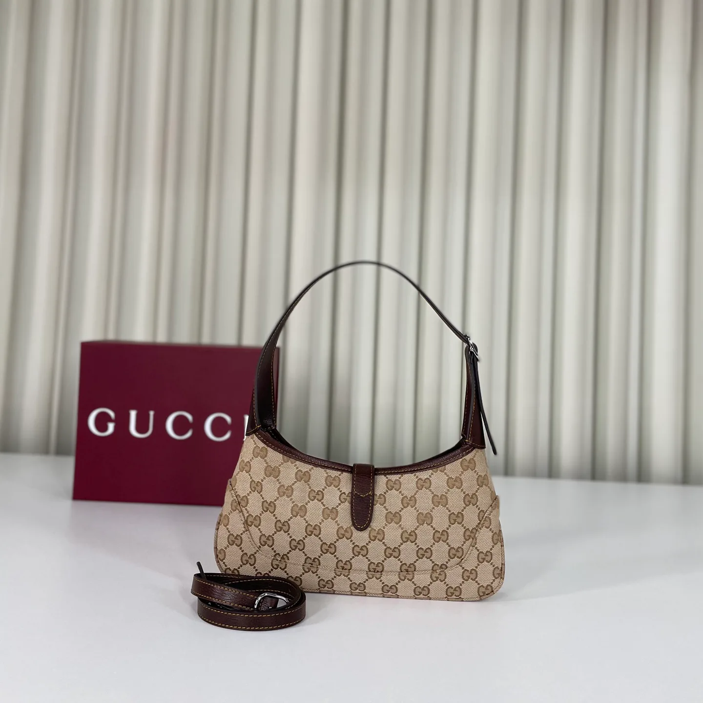 Классические Сумки Женские Gucci 11665058