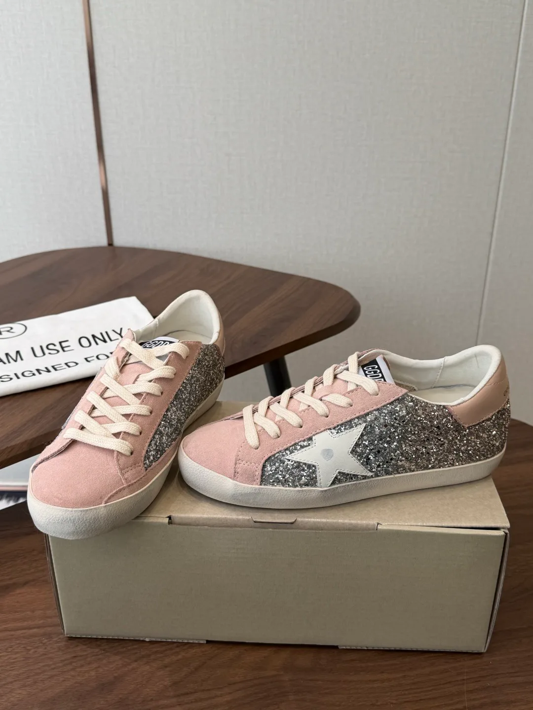 Кроссовки Мужские Golden Goose 19039056
