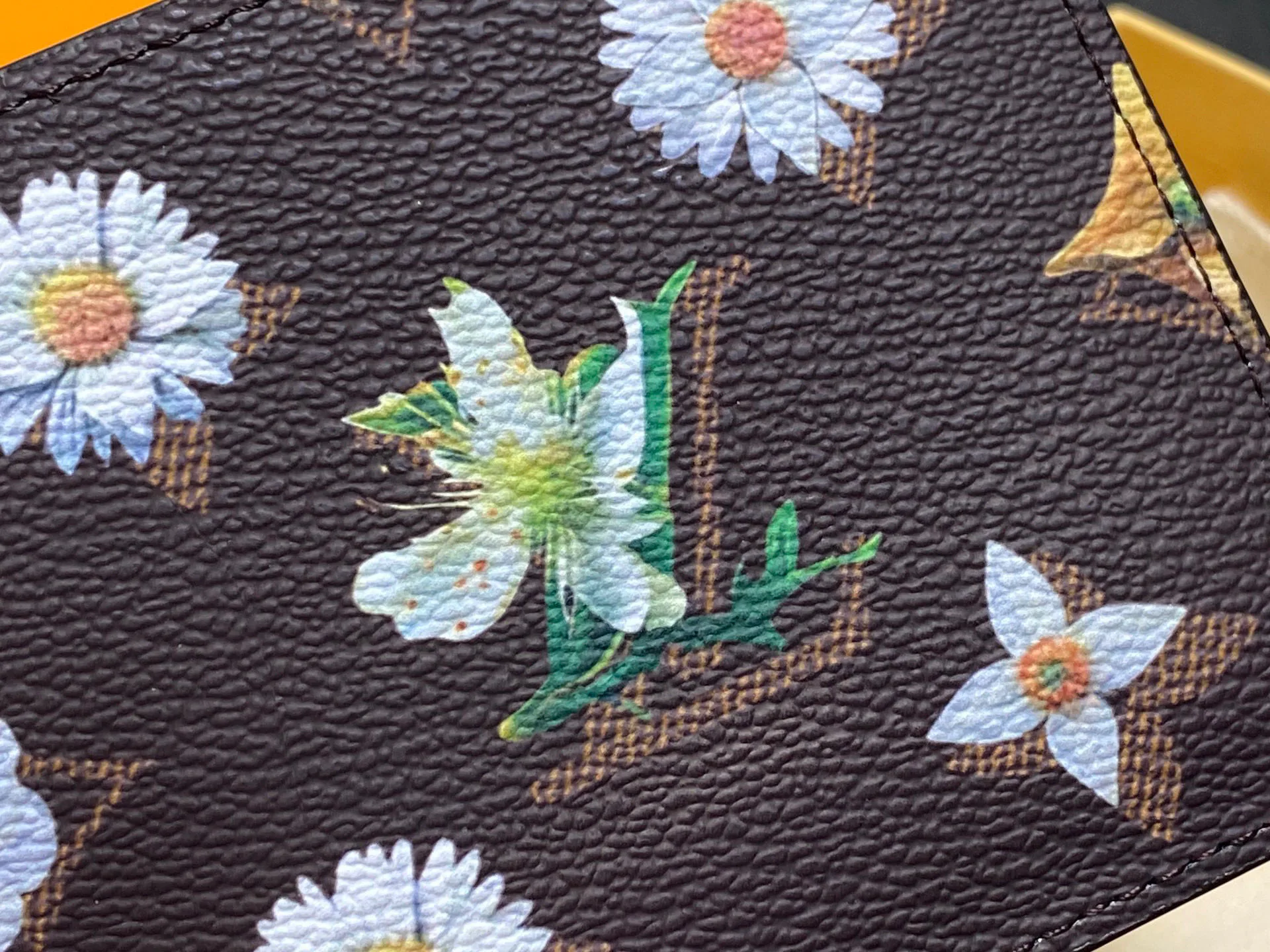Клатчи Женские Louis Vuitton 11934137