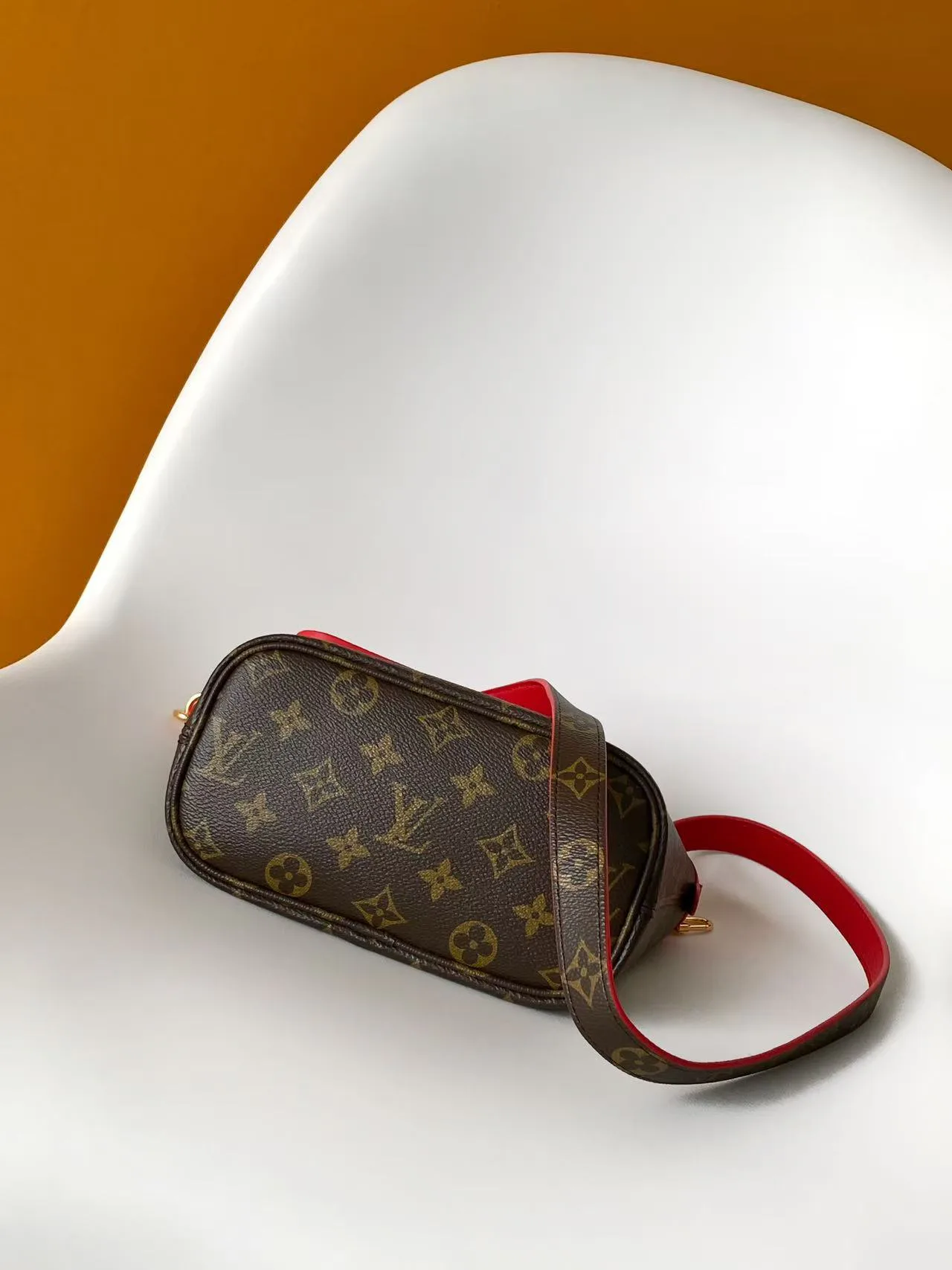 Классические Сумки Женские Louis Vuitton 17483329