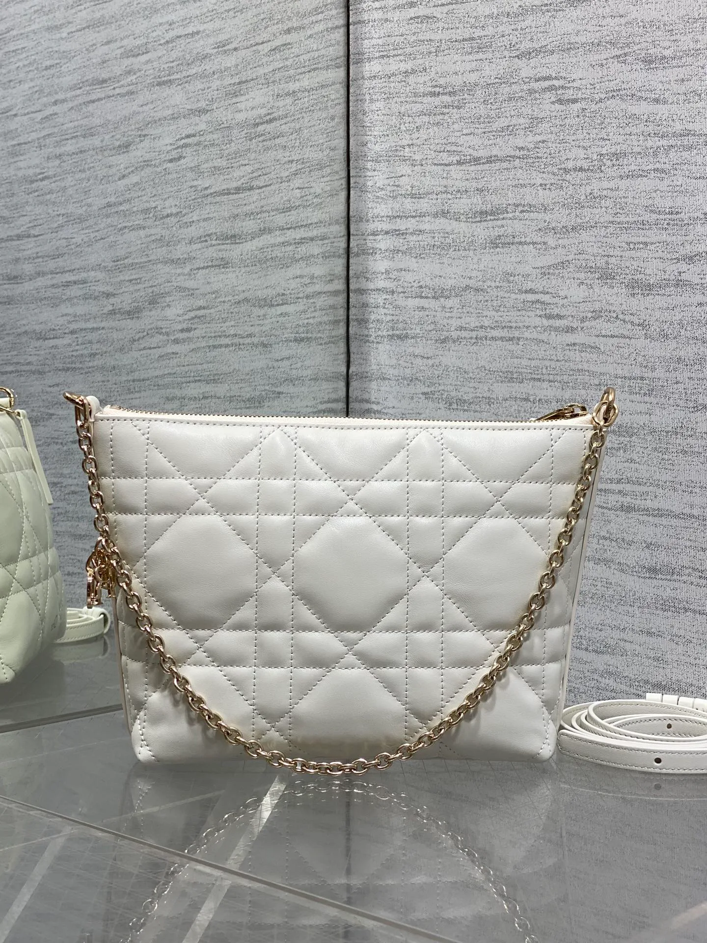 Классические Сумки Женские Christian Dior 17629527