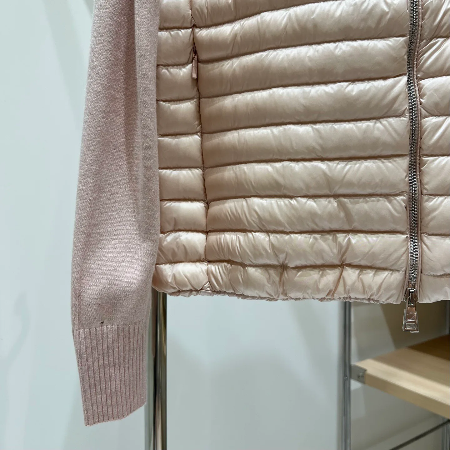Куртки И Пуховики Женские Moncler 18043622