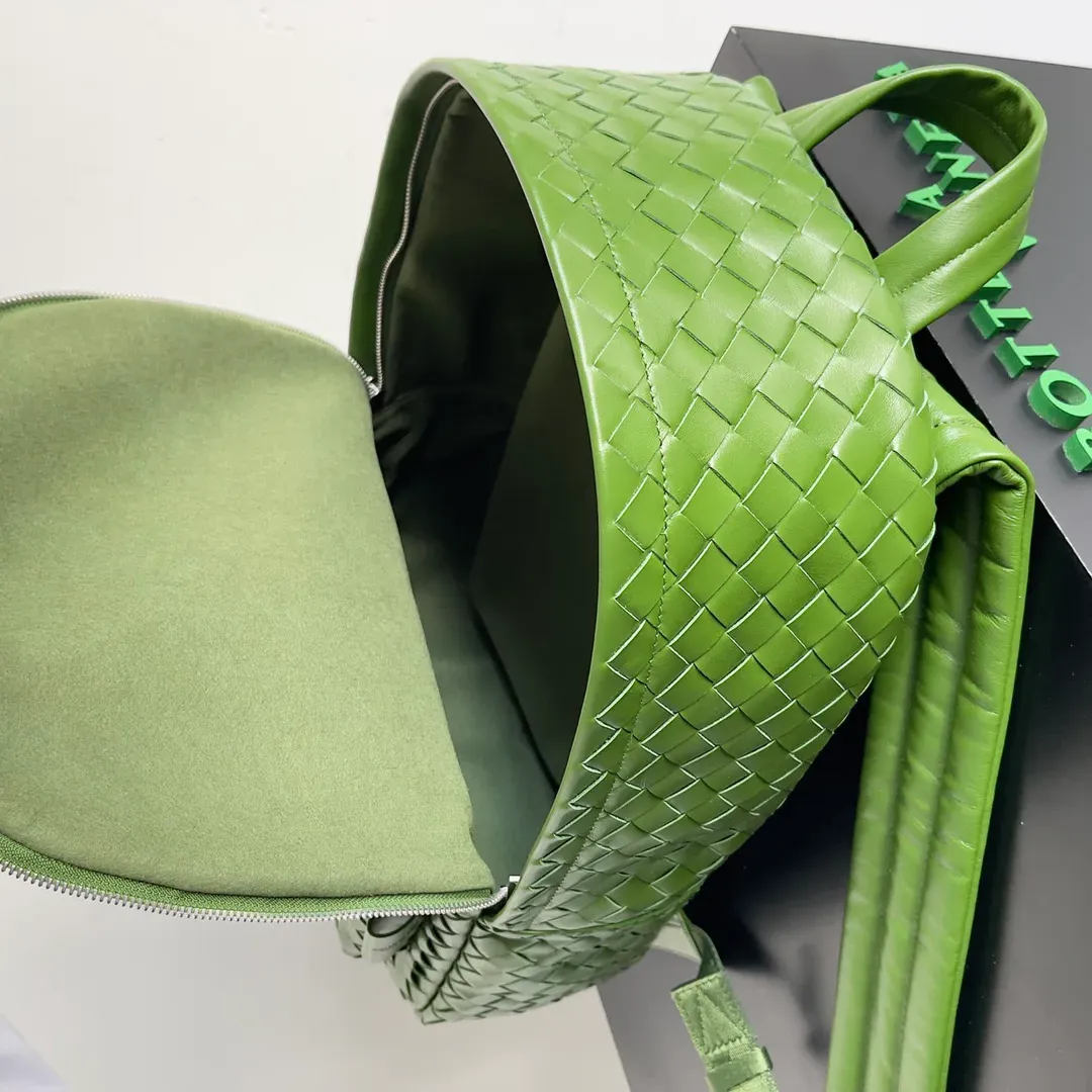 Рюкзаки Женские Bottega Veneta 368805