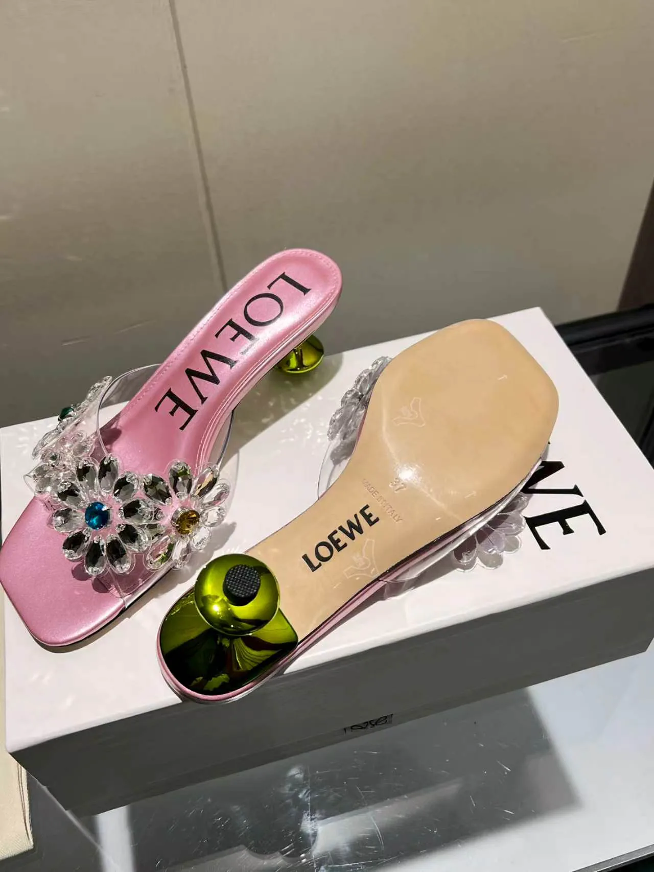 Босоножки Женские Loewe 18367070