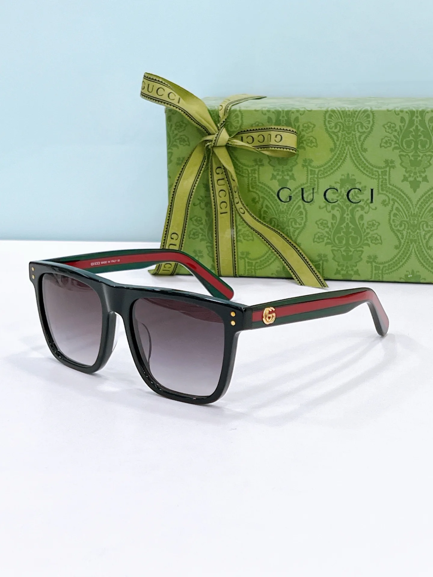 Очки Gucci 12745869